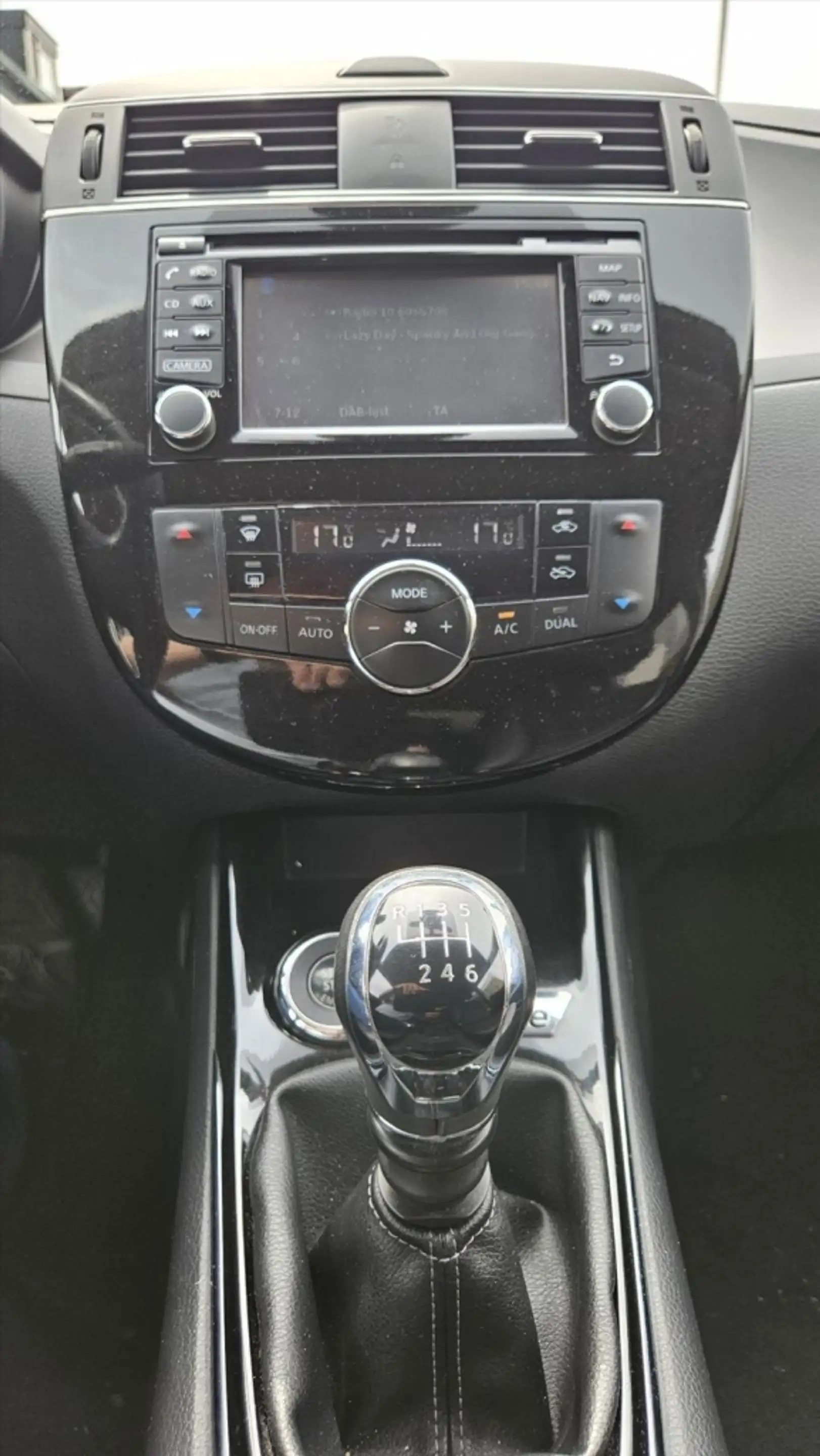 Nissan Pulsar 1.2 115pk DIG-T N-Connecta N-Line — photo 12