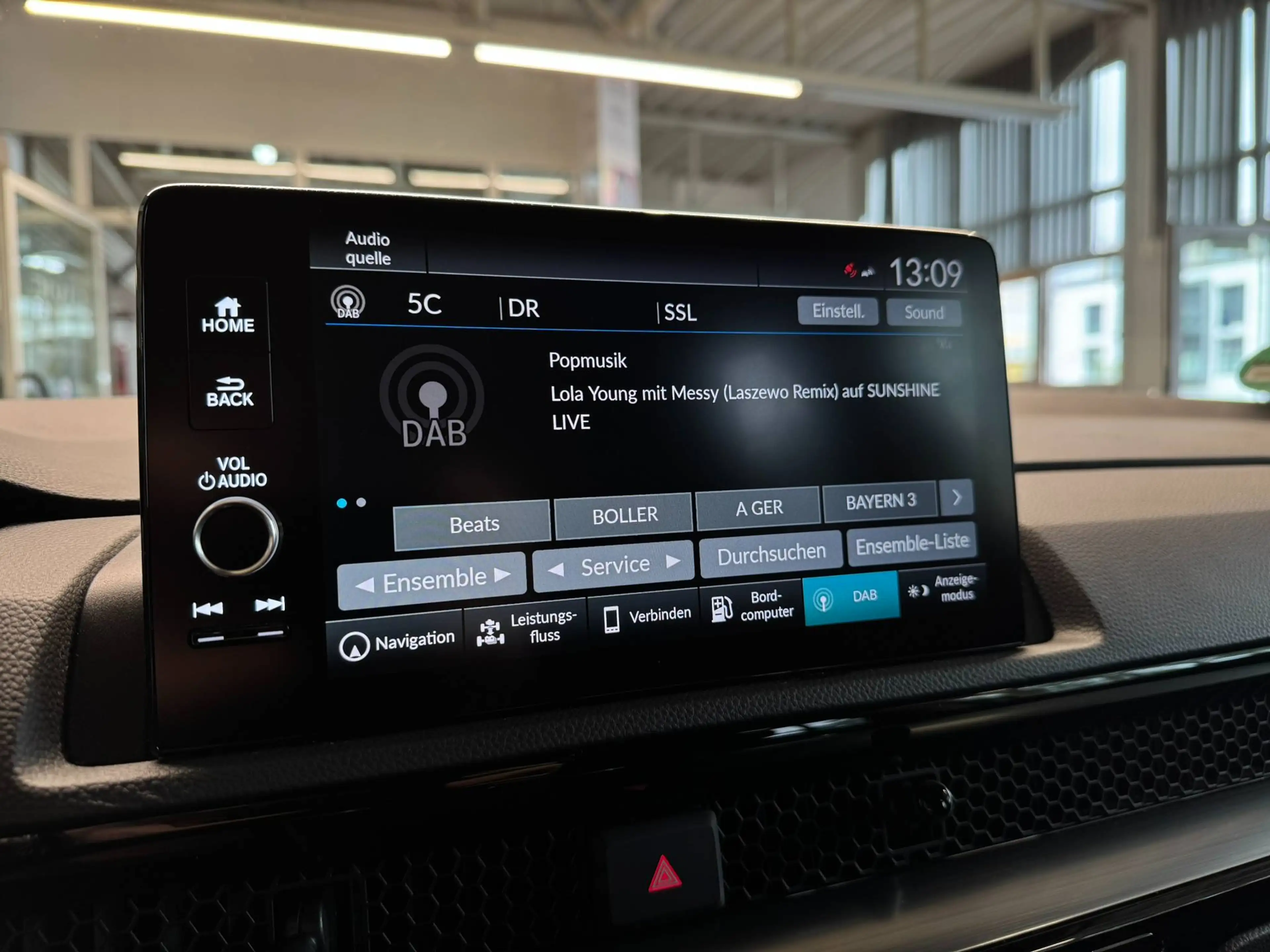 Honda CR-V CR-V e:HEV Hybrid 2WD Elegance — photo 15