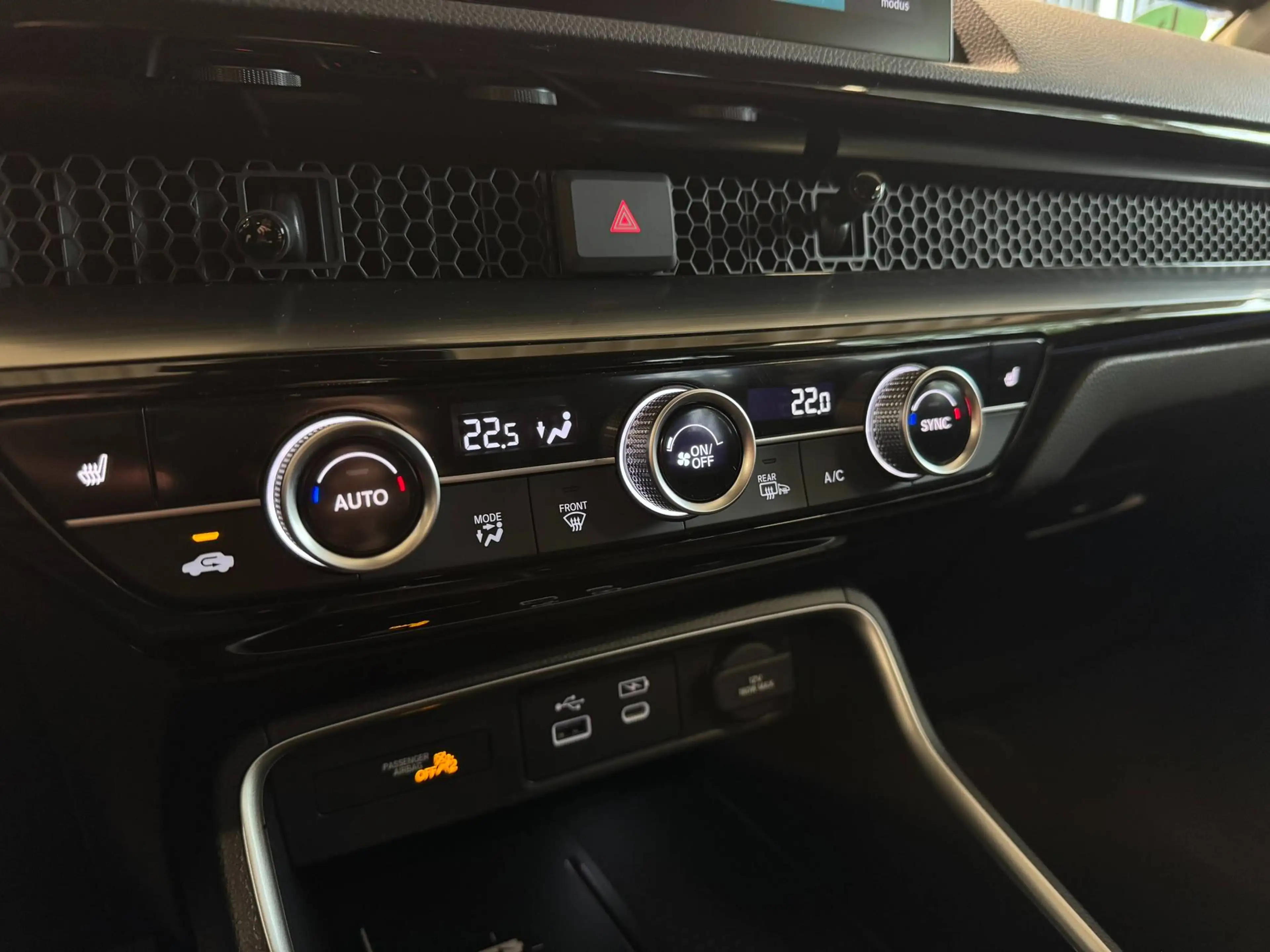 Honda CR-V CR-V e:HEV Hybrid 2WD Elegance — photo 12