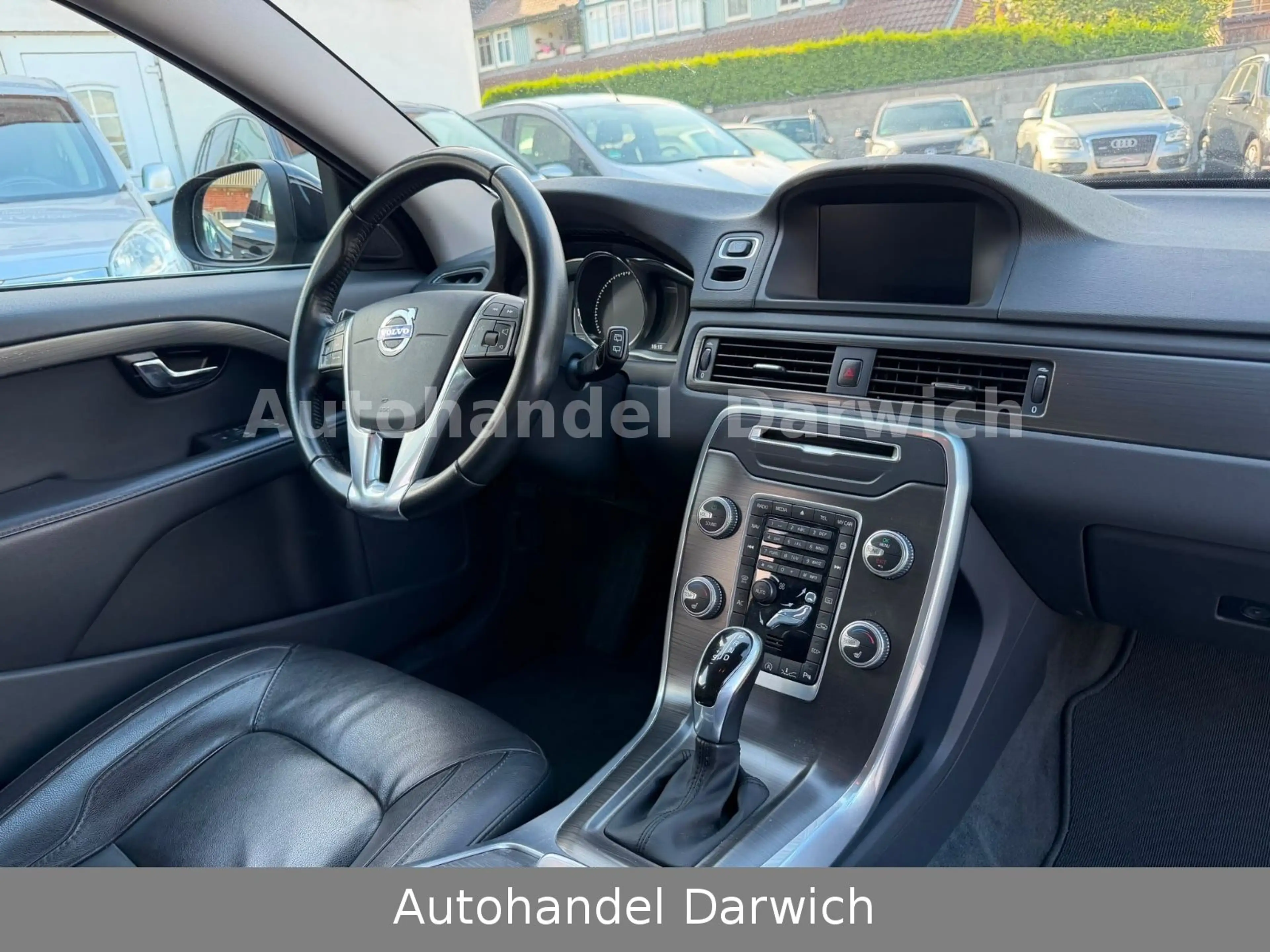 Volvo V70 Kombi Summum D4 2.Hand S.Heft Top — photo 11