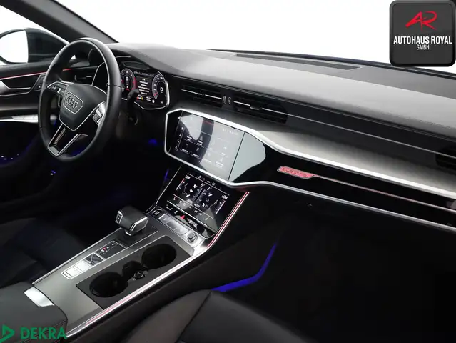 Audi A6 view 11