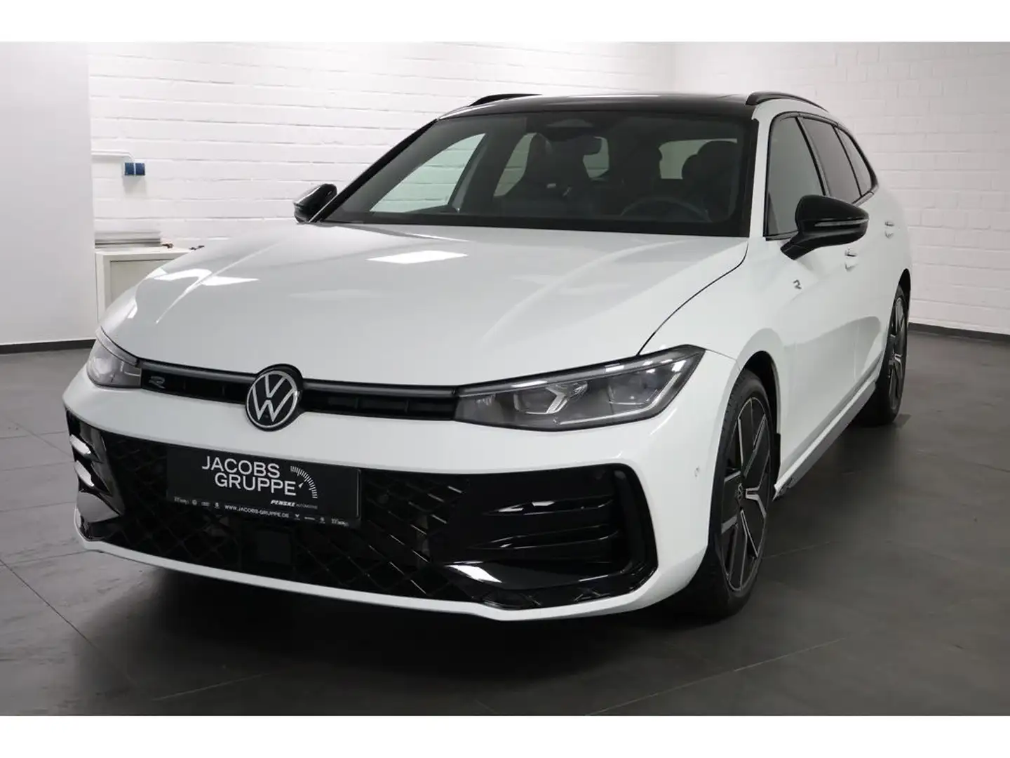 Volkswagen Passat Variant 2.0 TDI 4M R-Line "Signature" Weiß - 2