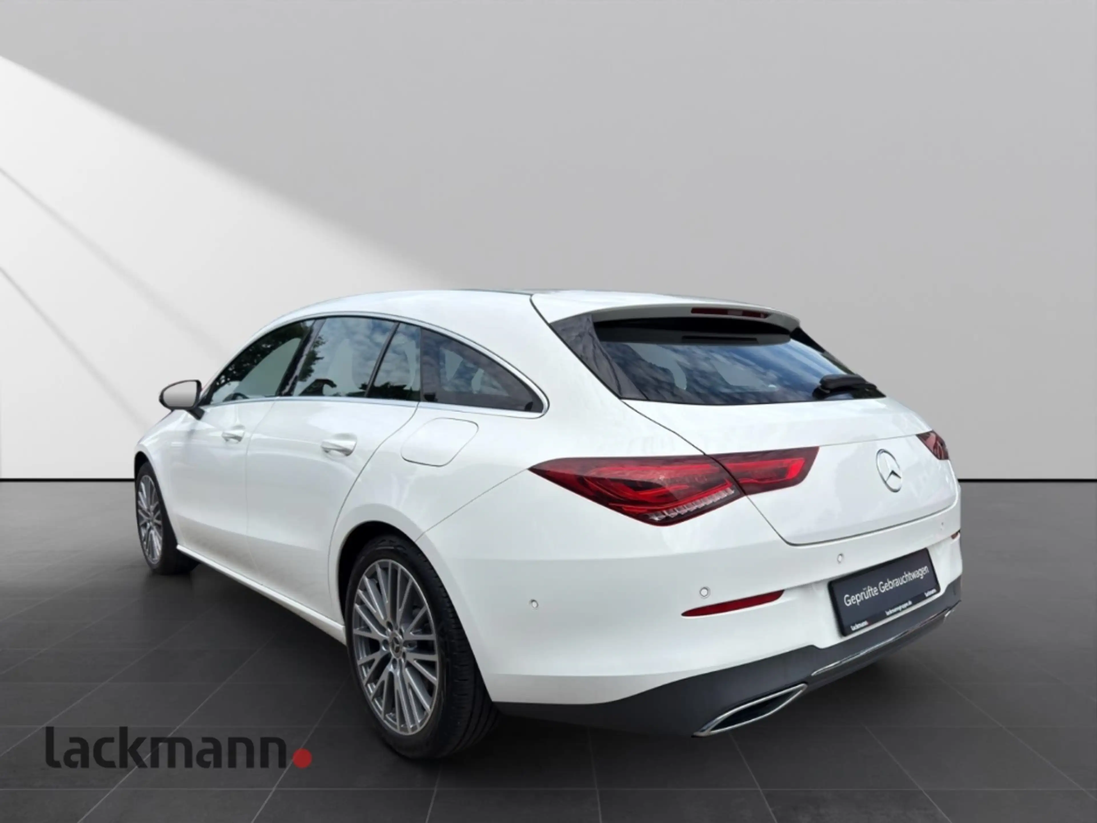 Mercedes-Benz CLA 180 *Navi*Pano*LED*360Grad° — photo 7