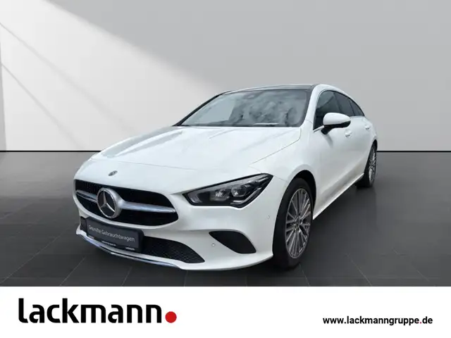 Mercedes-Benz CLA 180 *Navi*Pano*LED*360Grad°
