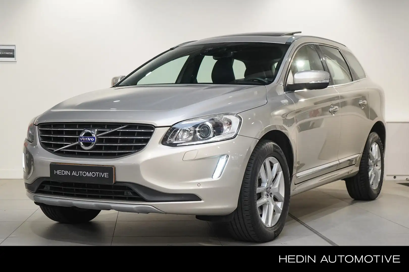 Volvo XC60 T5 Polar+ | AUT. | Pano. dak | Standkachel | Power Bruin - 1