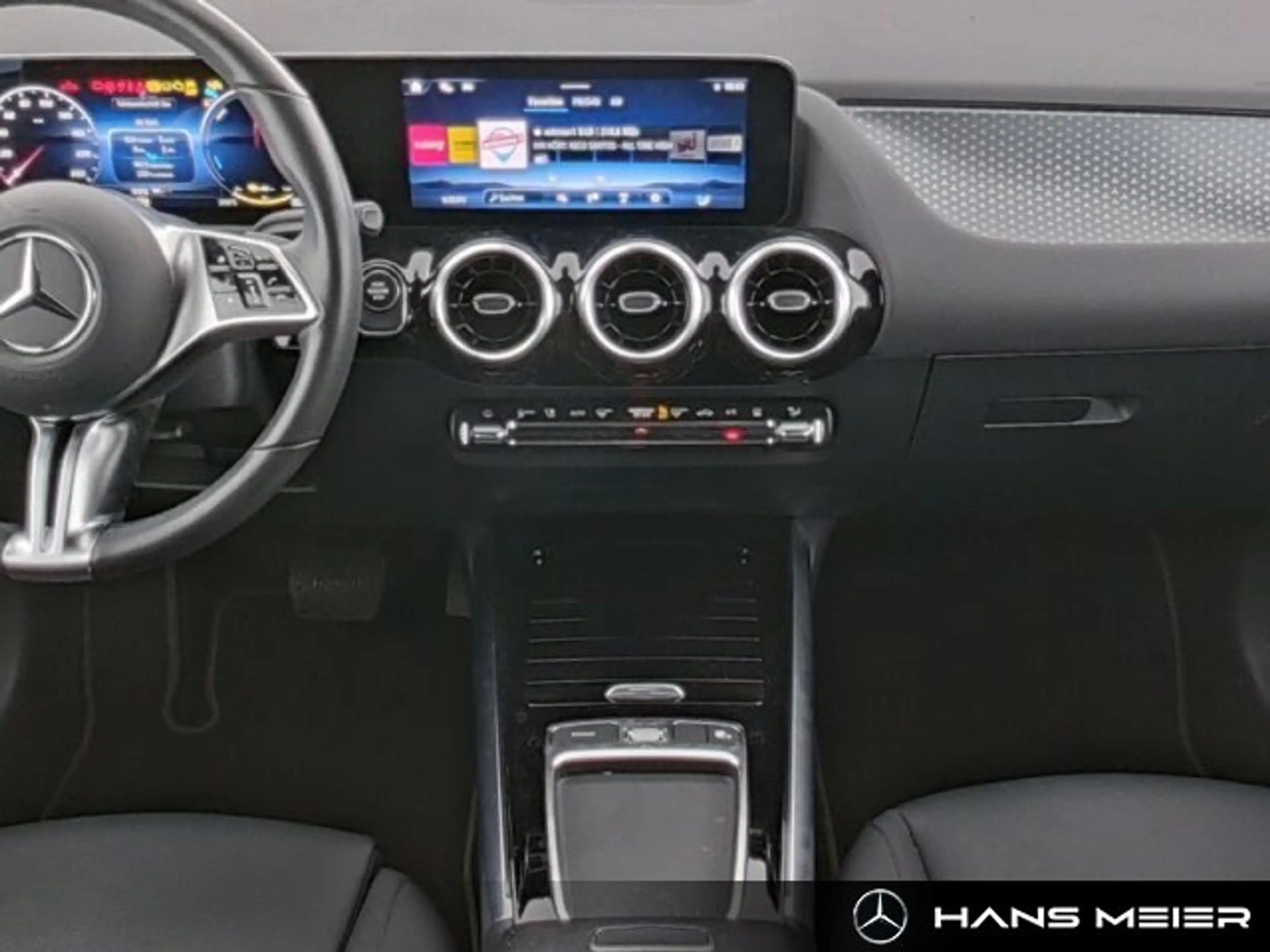 Mercedes-Benz B 250 B 250 e Progressive Panorama Advanced LED Kamera — photo 6