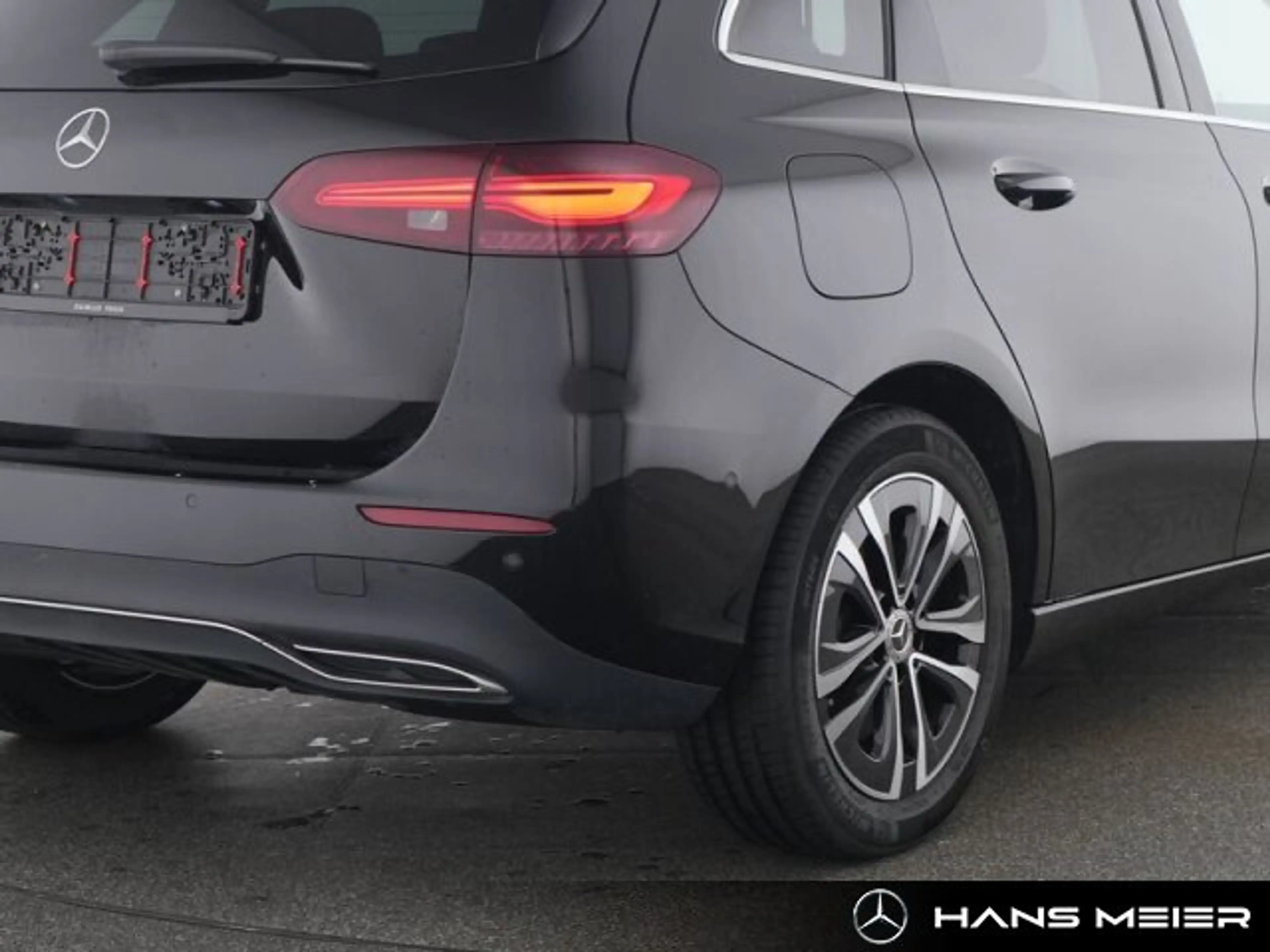 Mercedes-Benz B 250 B 250 e Progressive Panorama Advanced LED Kamera — photo 4