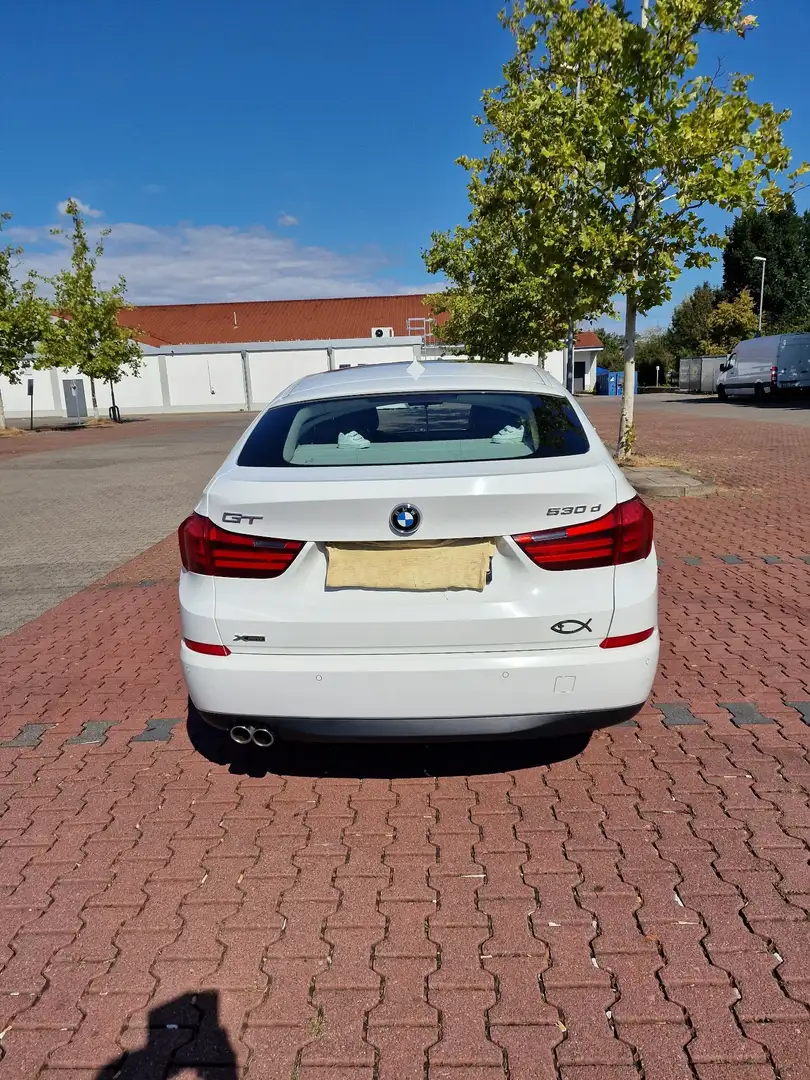 BMW 530 GT  530d x Drive Blanc - 2