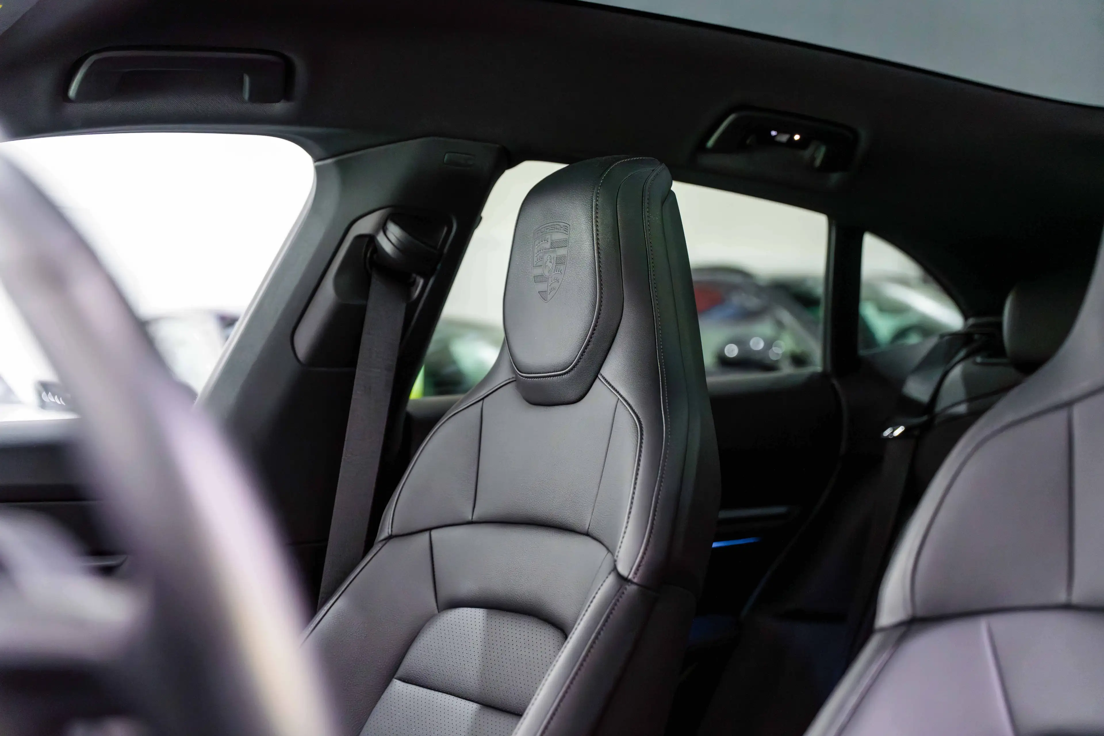Porsche Taycan 4 Cross Turismo FACE LIFT 21inch/Bose/Luchtvering/ — photo 18