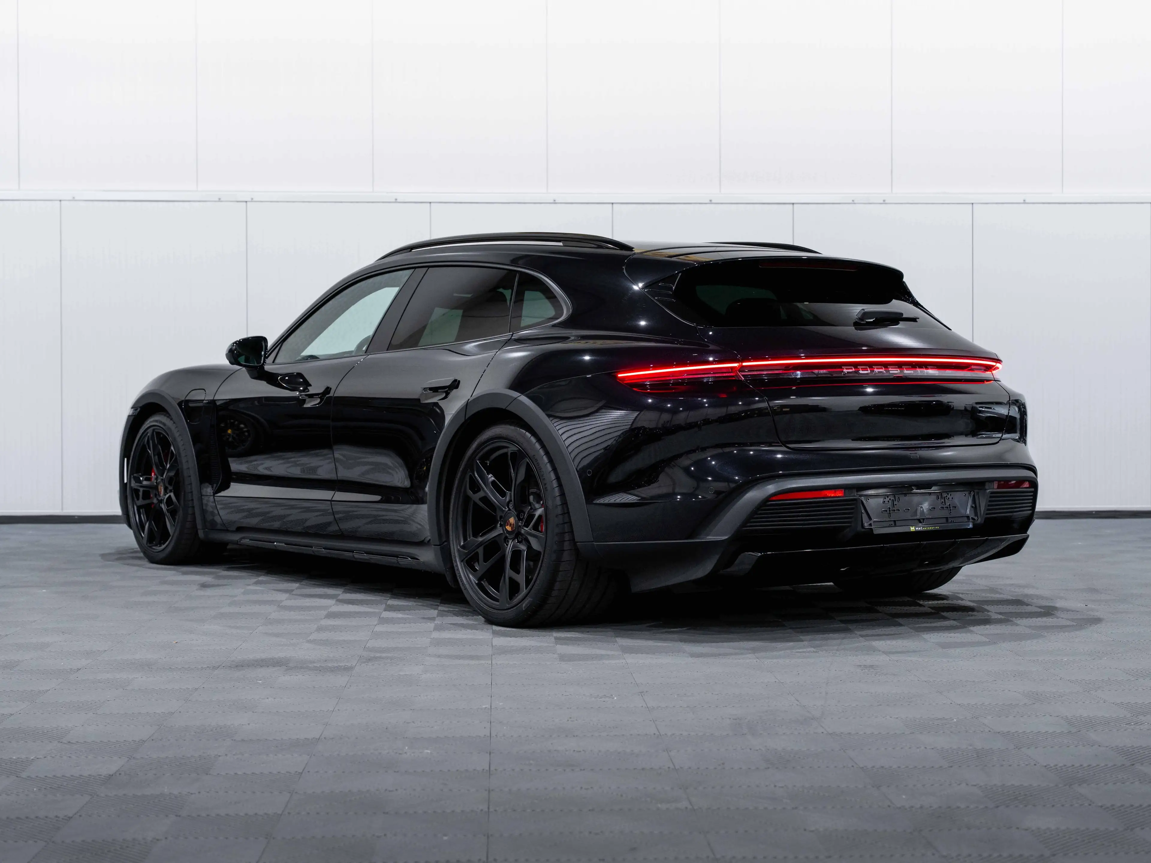 Porsche Taycan 4 Cross Turismo FACE LIFT 21inch/Bose/Luchtvering/ — photo 3