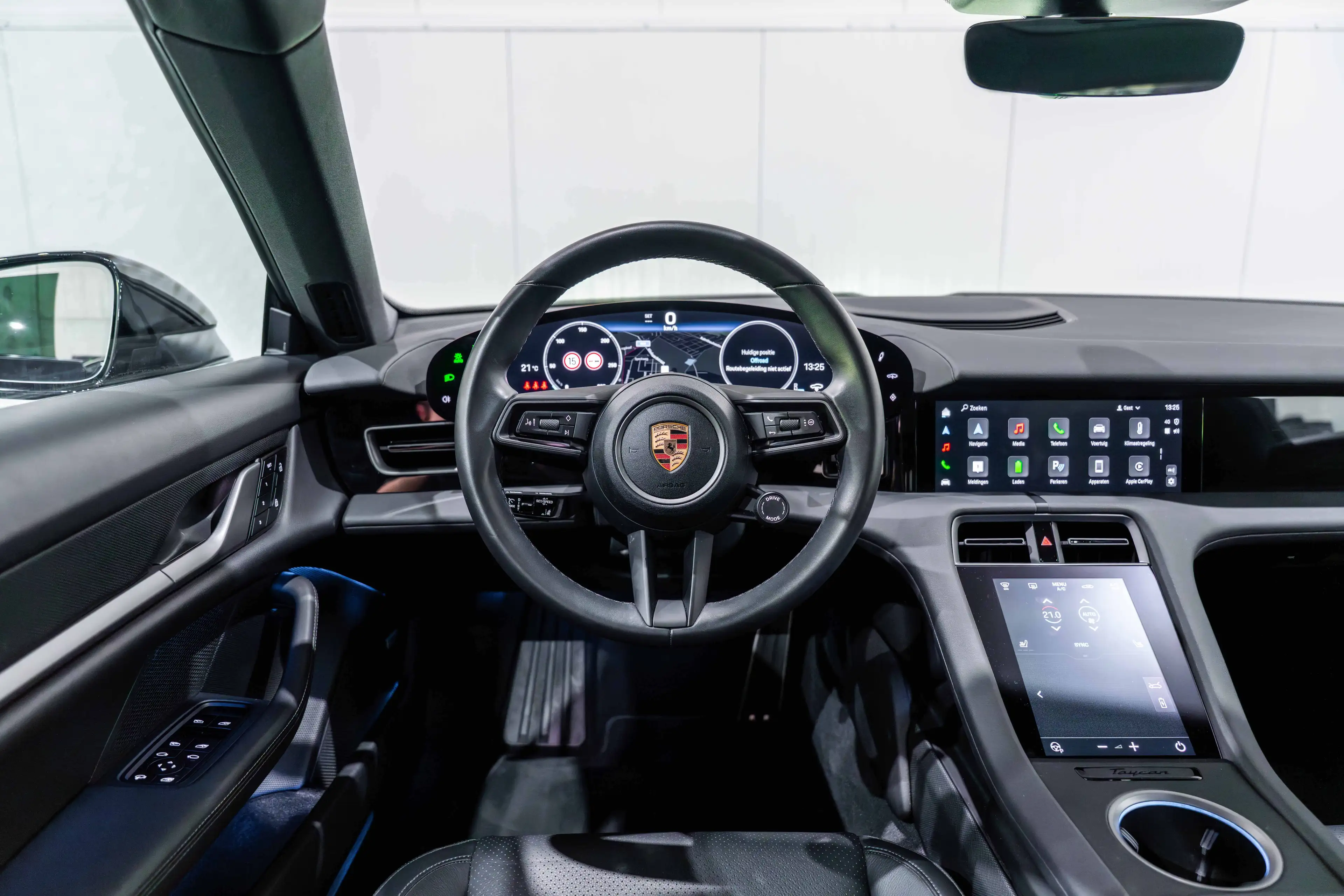 Porsche Taycan 4 Cross Turismo FACE LIFT 21inch/Bose/Luchtvering/ — photo 17