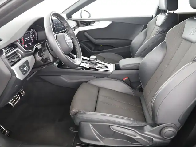 Audi A5 view 9
