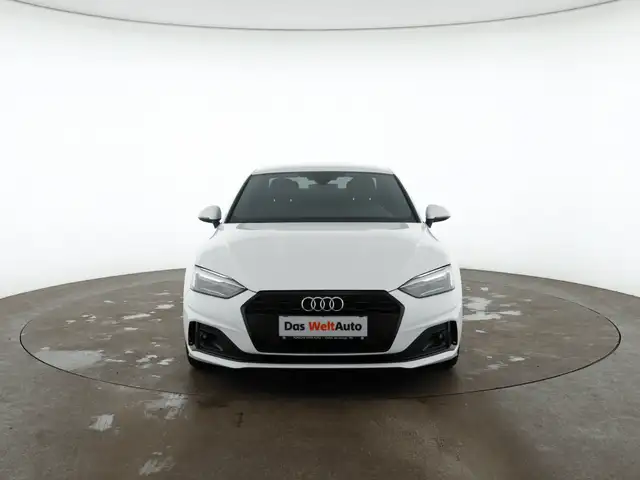 Audi A5 view 3