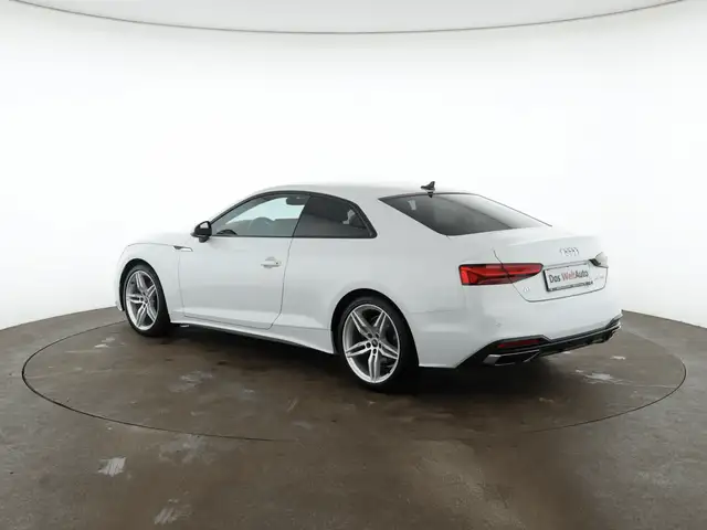 Audi A5 view 5