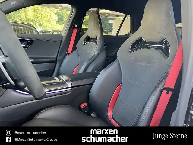 Mercedes-Benz C-Class view 12