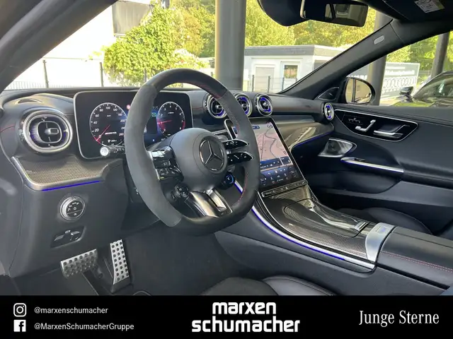 Mercedes-Benz C-Class view 11