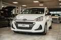 Hyundai i10 1.0*GepflegterZustand*2.Hand*GARANTIE*TÜVNEU Weiß - thumbnail 1