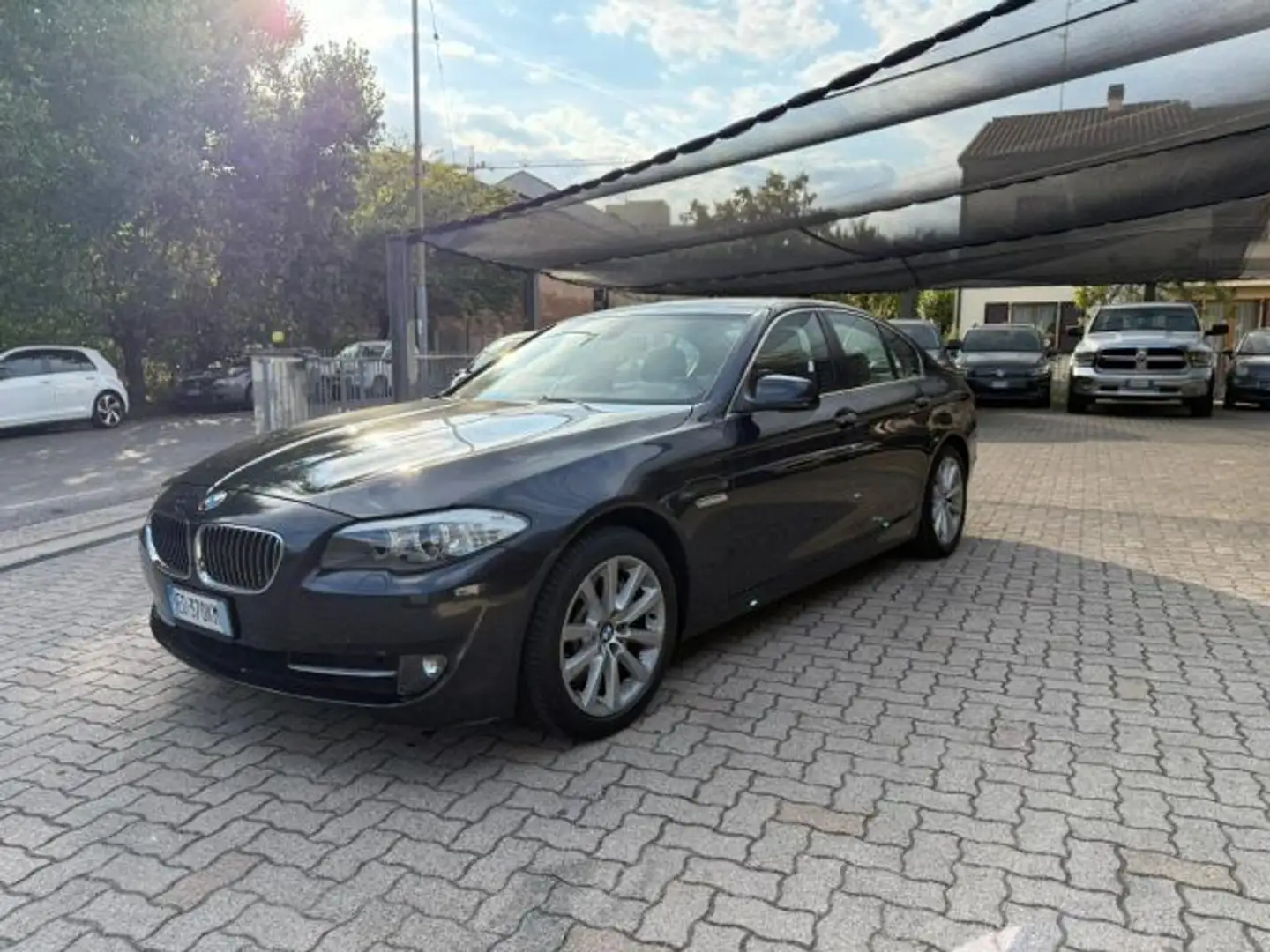 BMW 530 d Futura Nero - 2