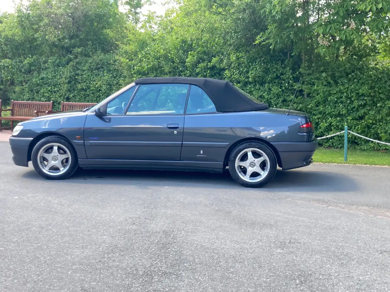Peugeot 306 Cabriolet 1.8 Saint Tropez, foto 8