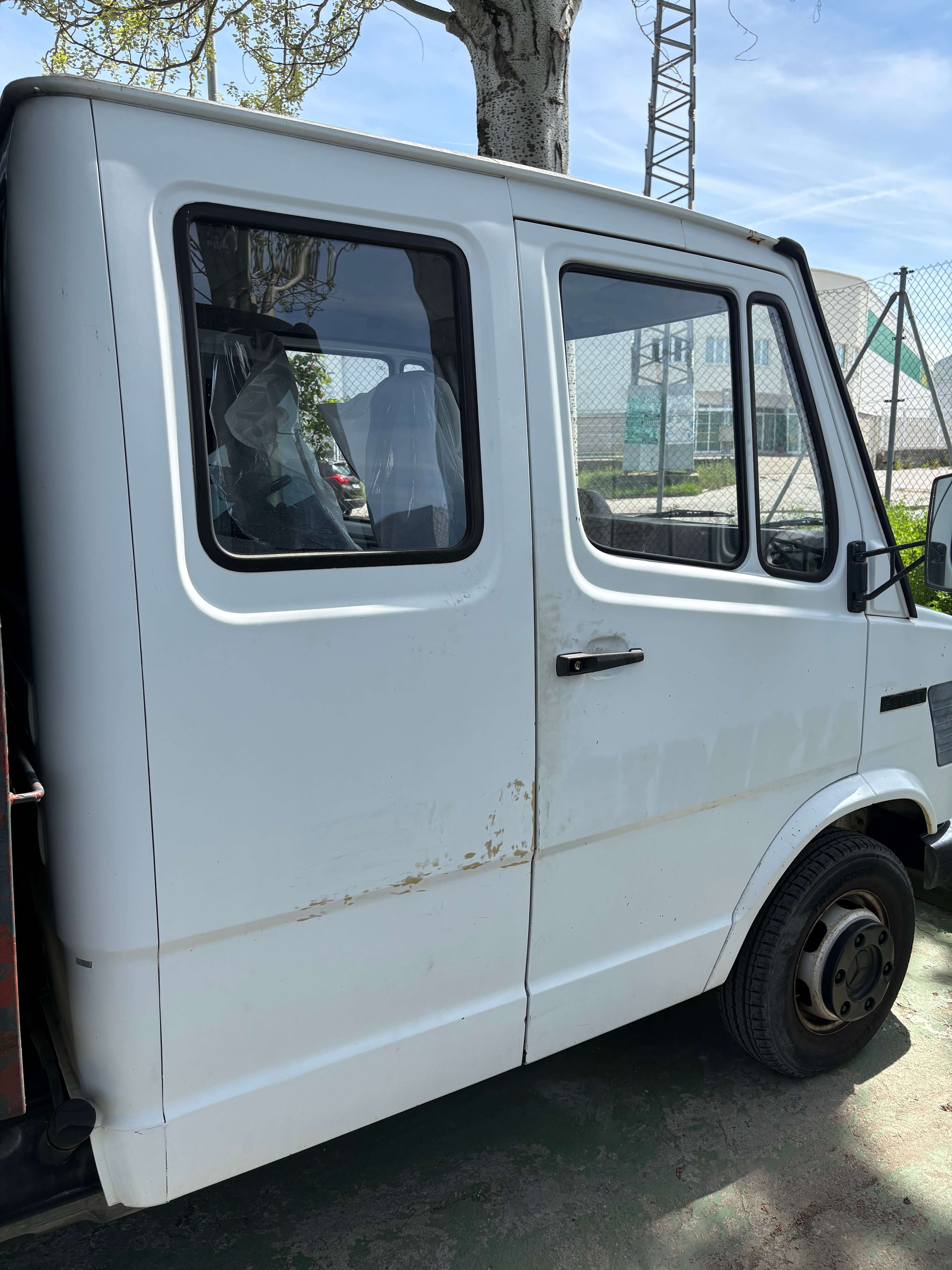 Mercedes-Benz 400 410 D Chasis Cabina - foto 1