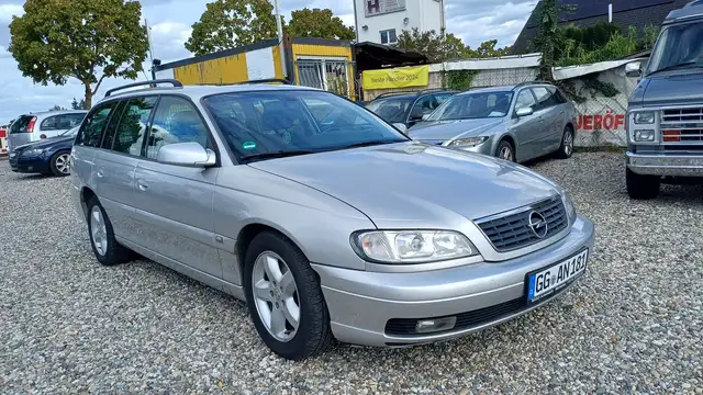 Opel Omega Omega Caravan 2.5 DTI Club