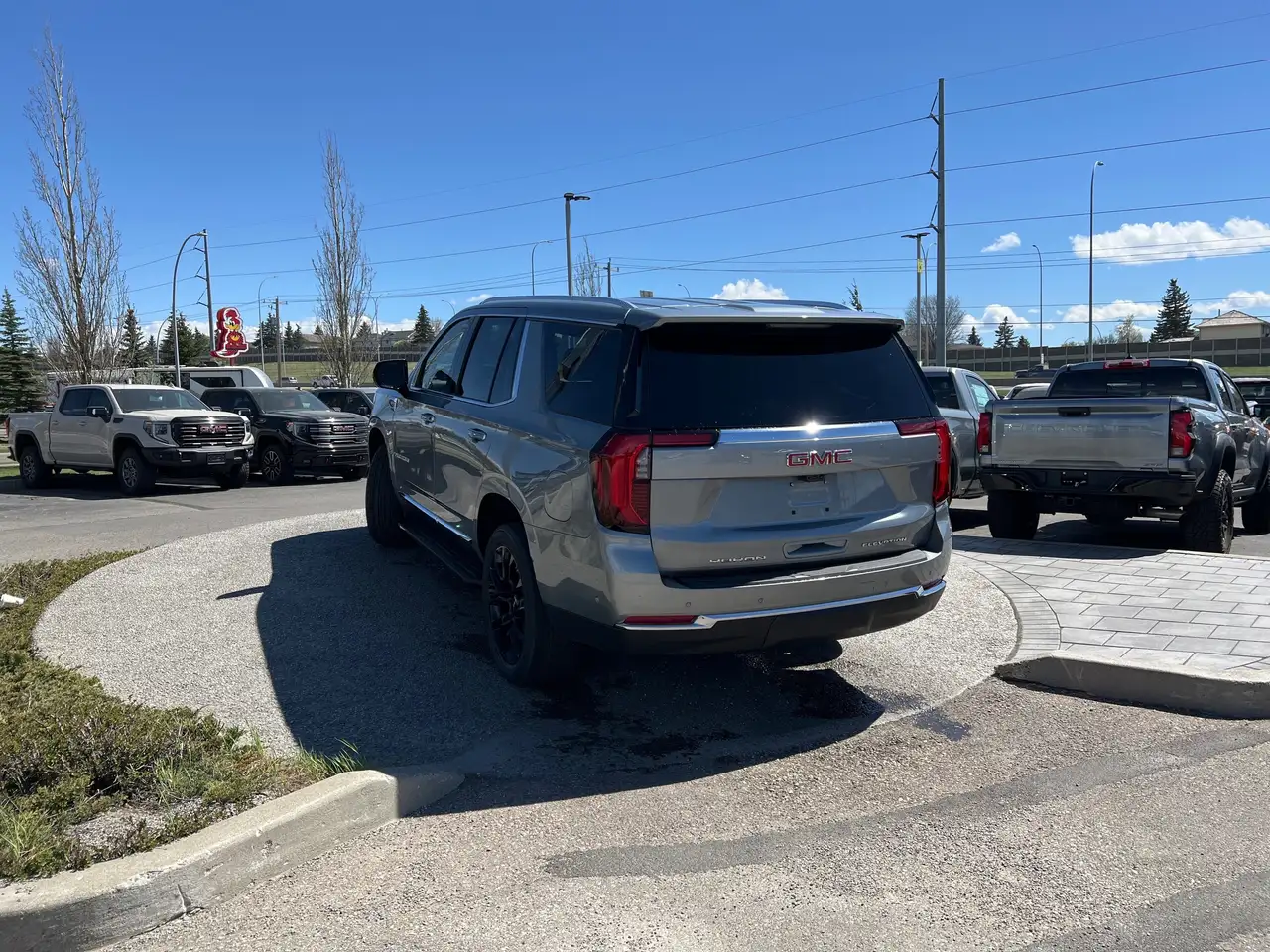GMC Yukon снимка GMC Yukon