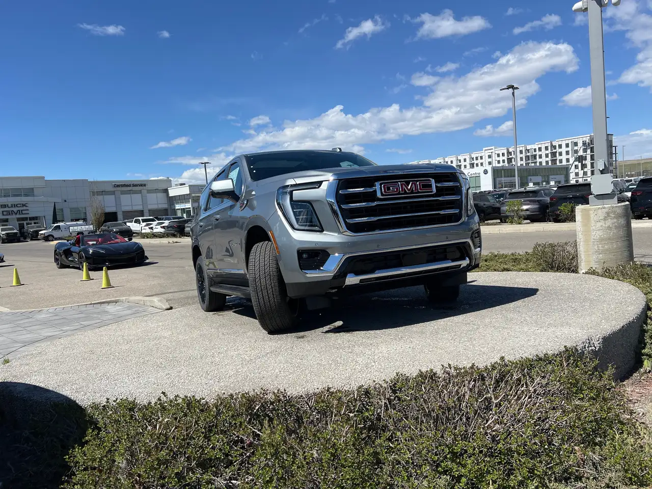 GMC Yukon снимка GMC Yukon