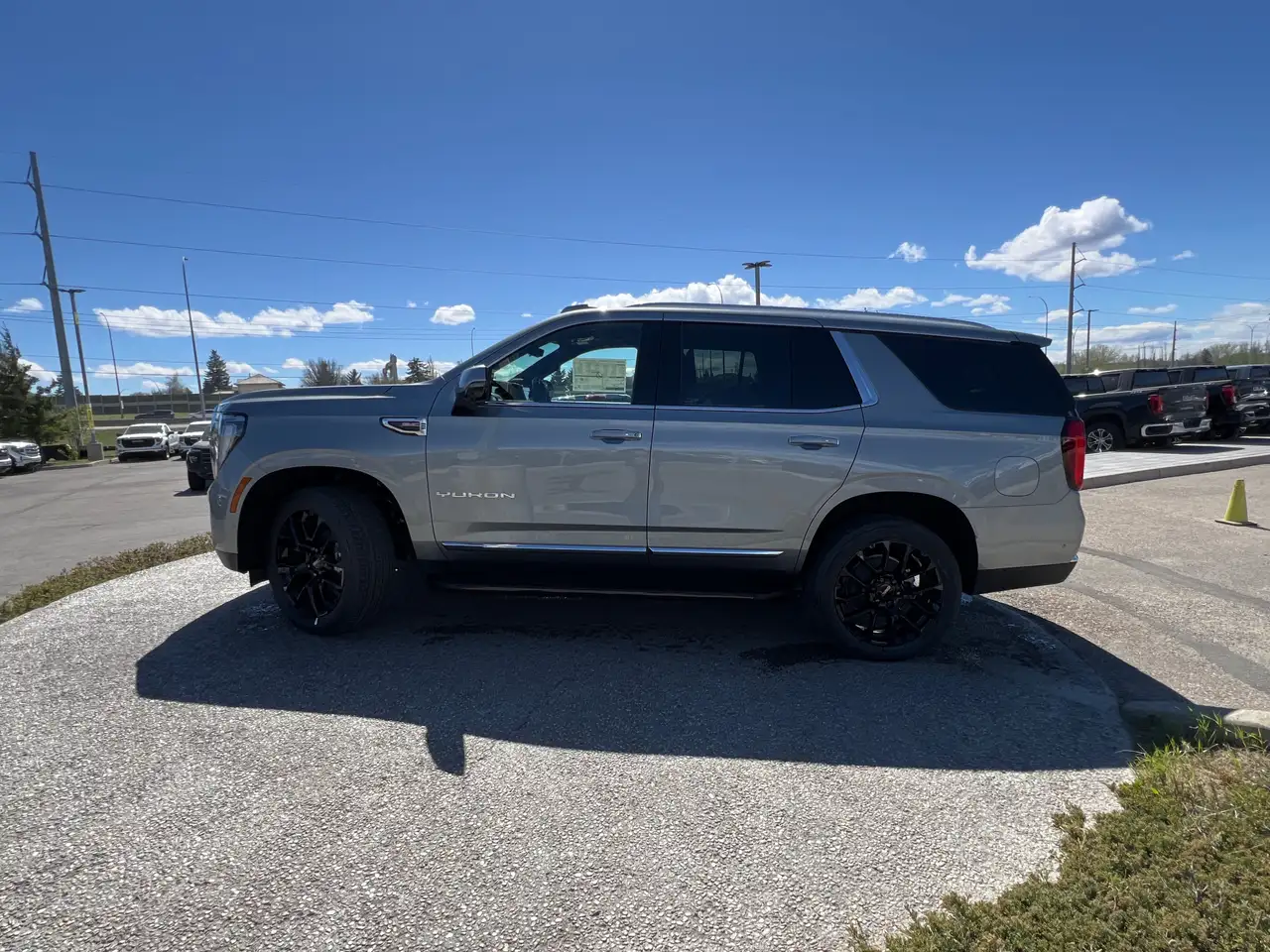GMC Yukon снимка GMC Yukon