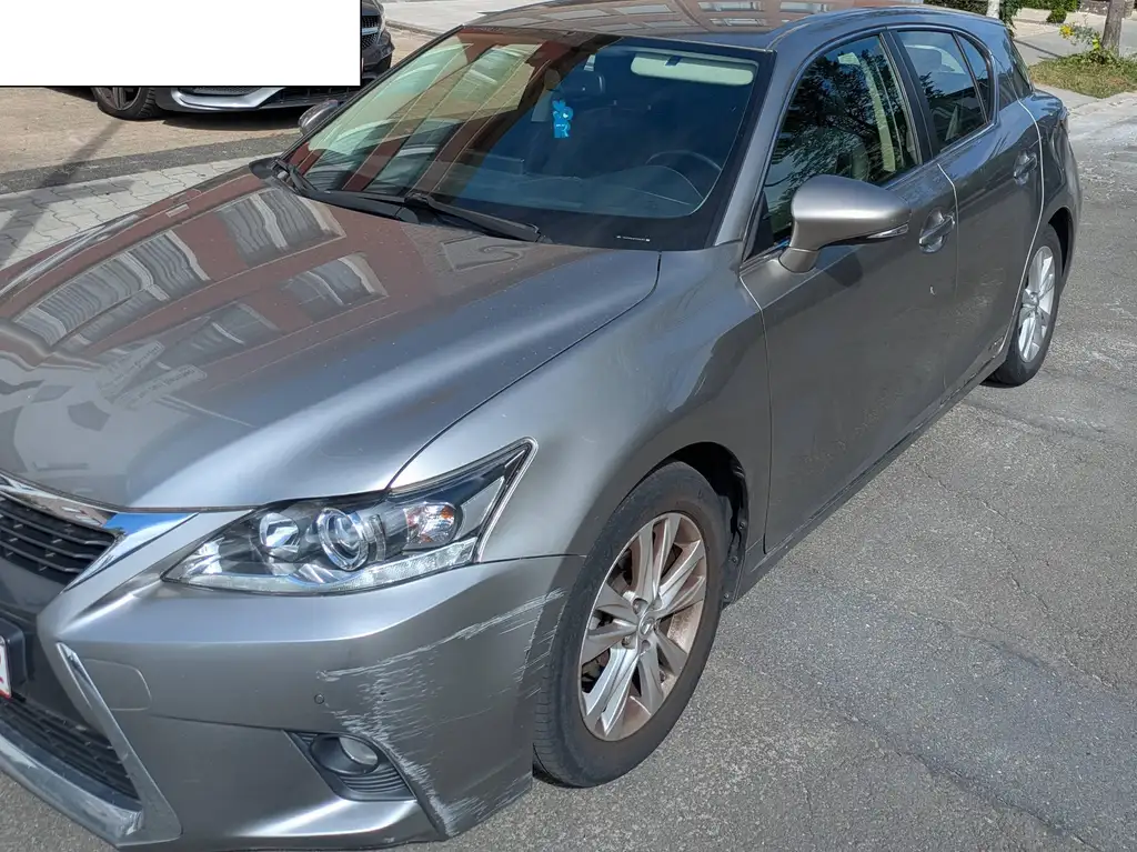 Lexus CT 200h 2017 из Европы — купить под ключ