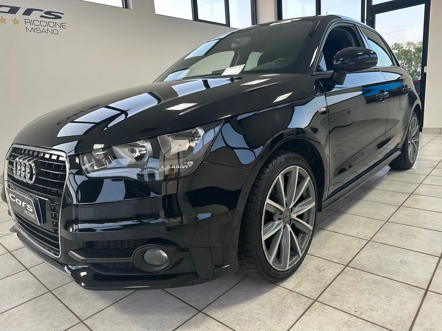 Audi A1 1.2 TSI SPORTBACK SLINE BLACK Noir - 1