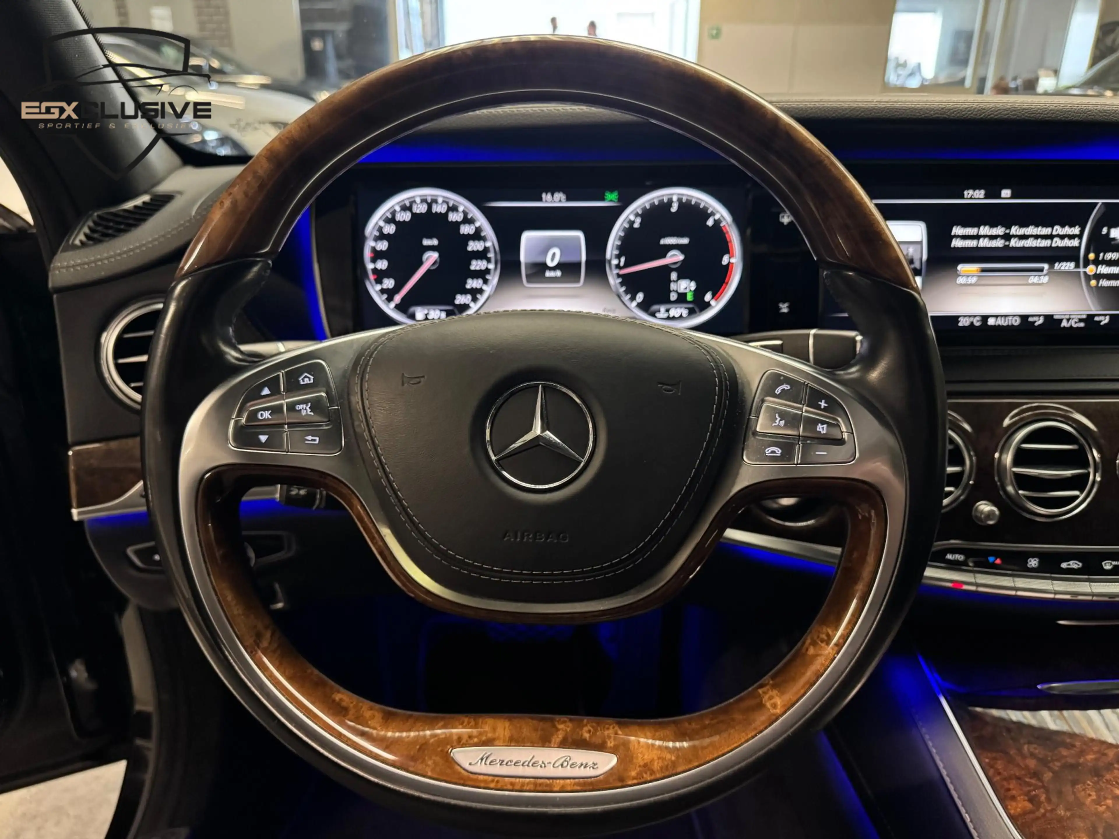 Mercedes-Benz S 350 BlueTEC Prestige Plus Pano|ACC|Blind|Camera — photo 18