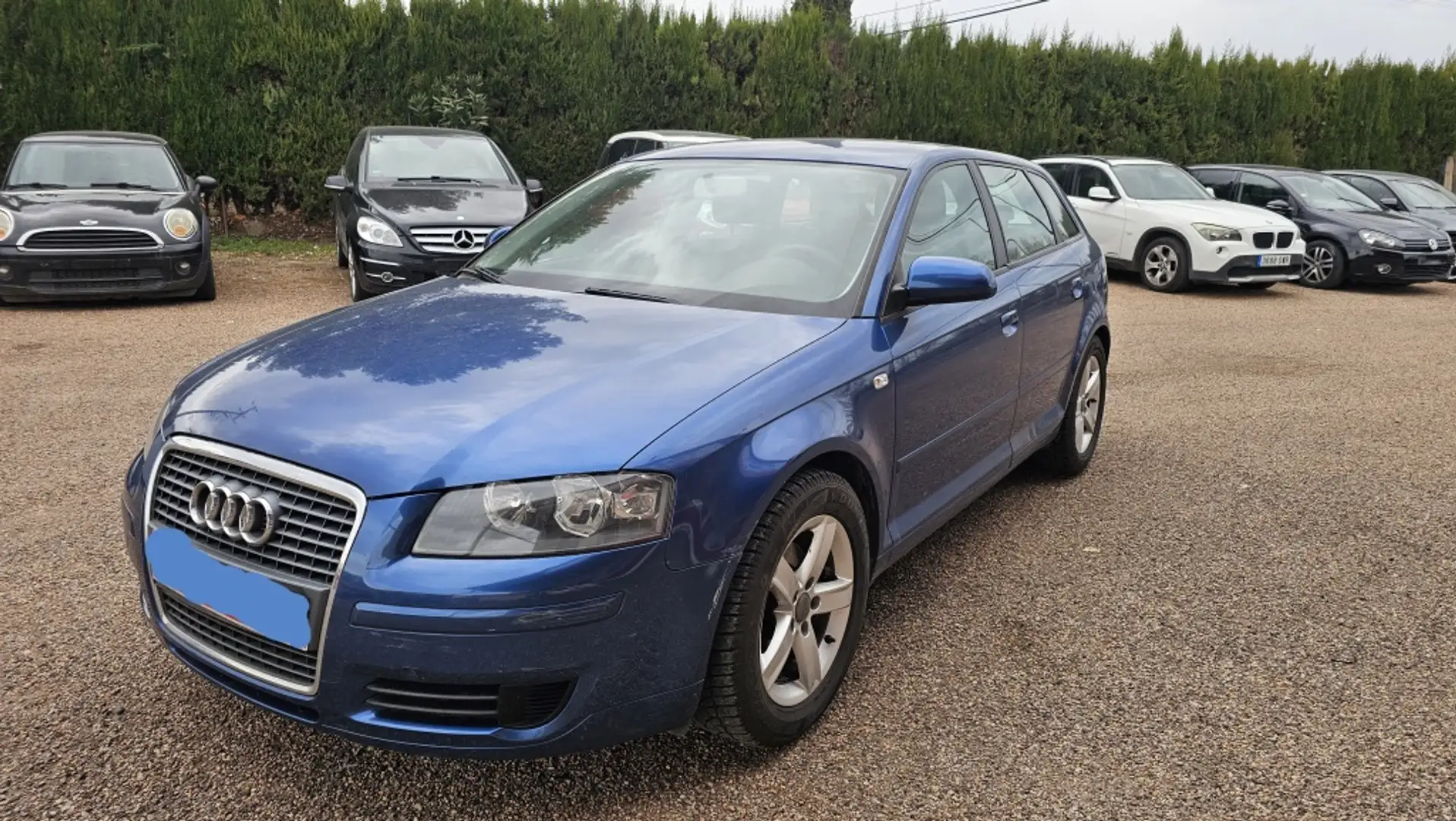 Audi A3 Sportback 1.9TDI Ambition Azul - 2