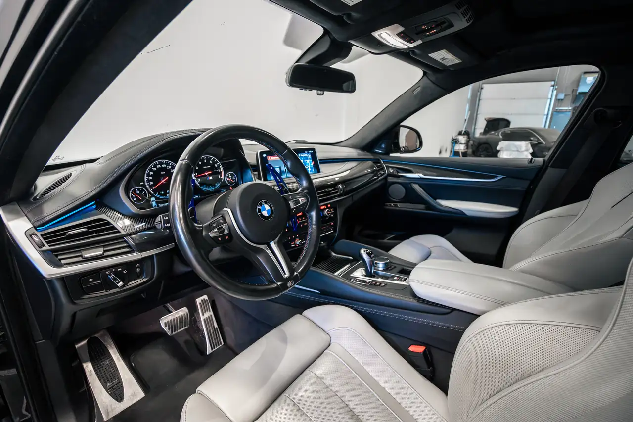 BMW X6 M снимка BMW X6 M