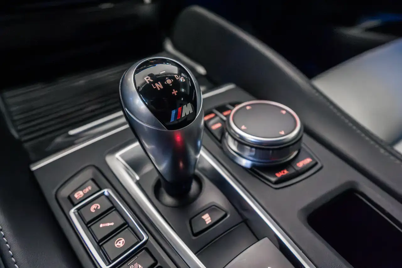 BMW X6 M снимка BMW X6 M