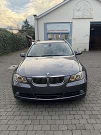 325xi Touring Aut.