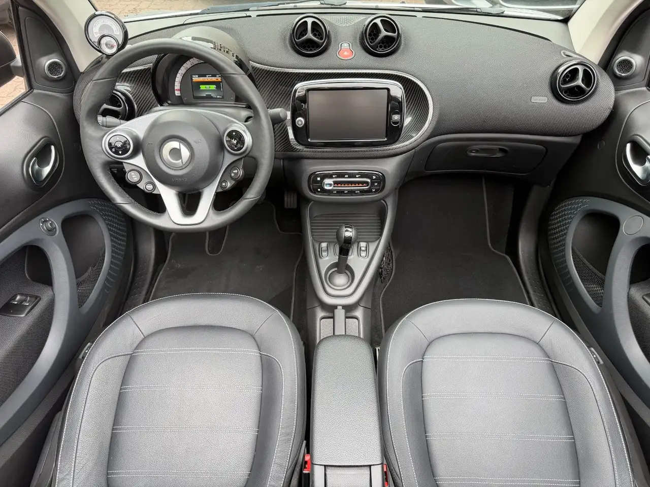 smart forTwo 2021 — фото 13