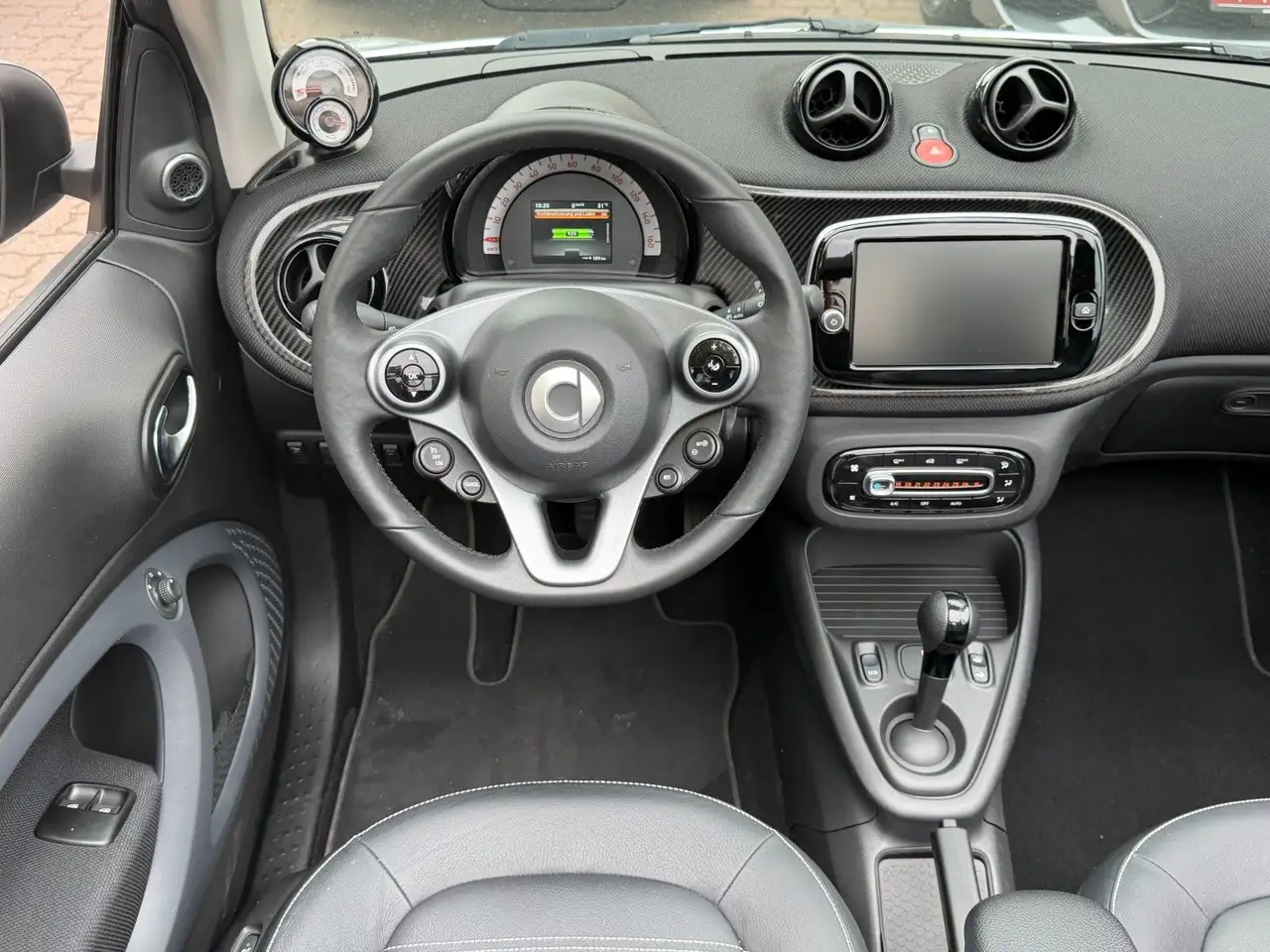 smart forTwo 2021 — фото 19
