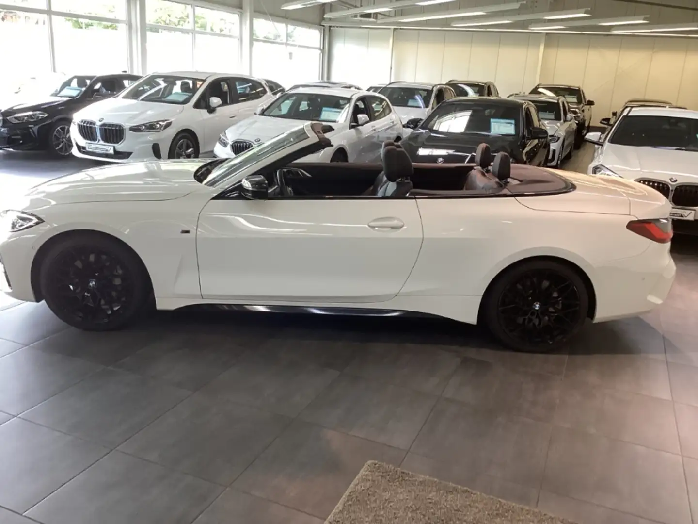 BMW 430 d A Cabrio M Sport ParkAss+ StandHZG AHK Navi Lede Weiß - 2