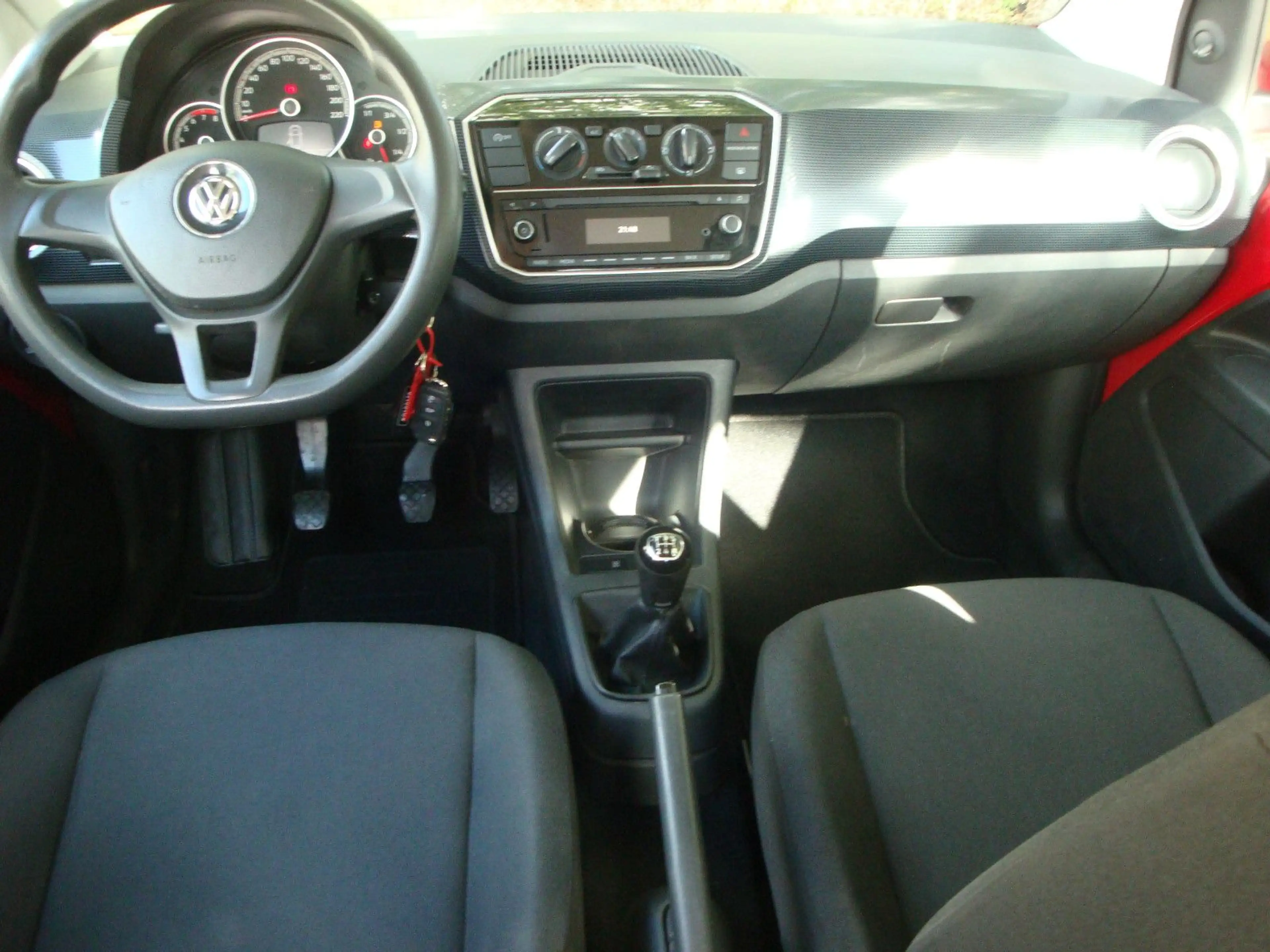 Volkswagen up! move up! BMT/Start-Stop — photo 10