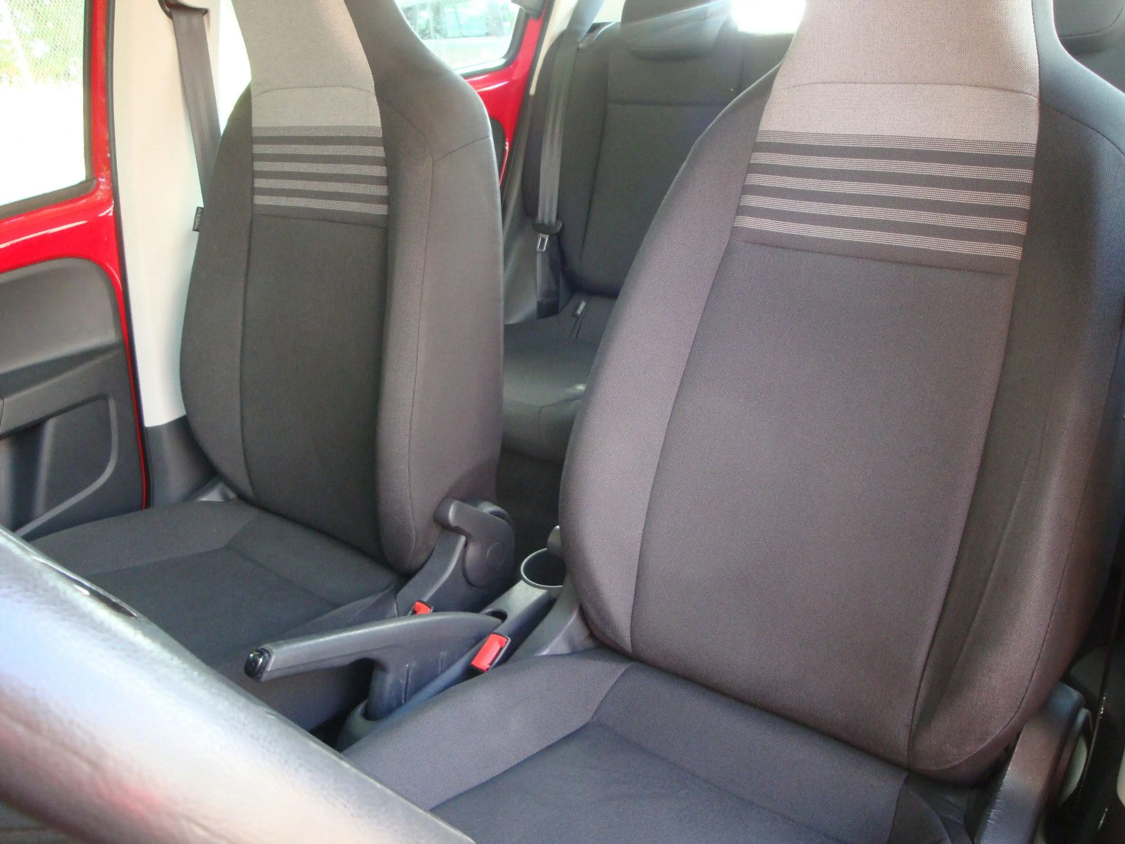 Volkswagen up! move up! BMT/Start-Stop — photo 11