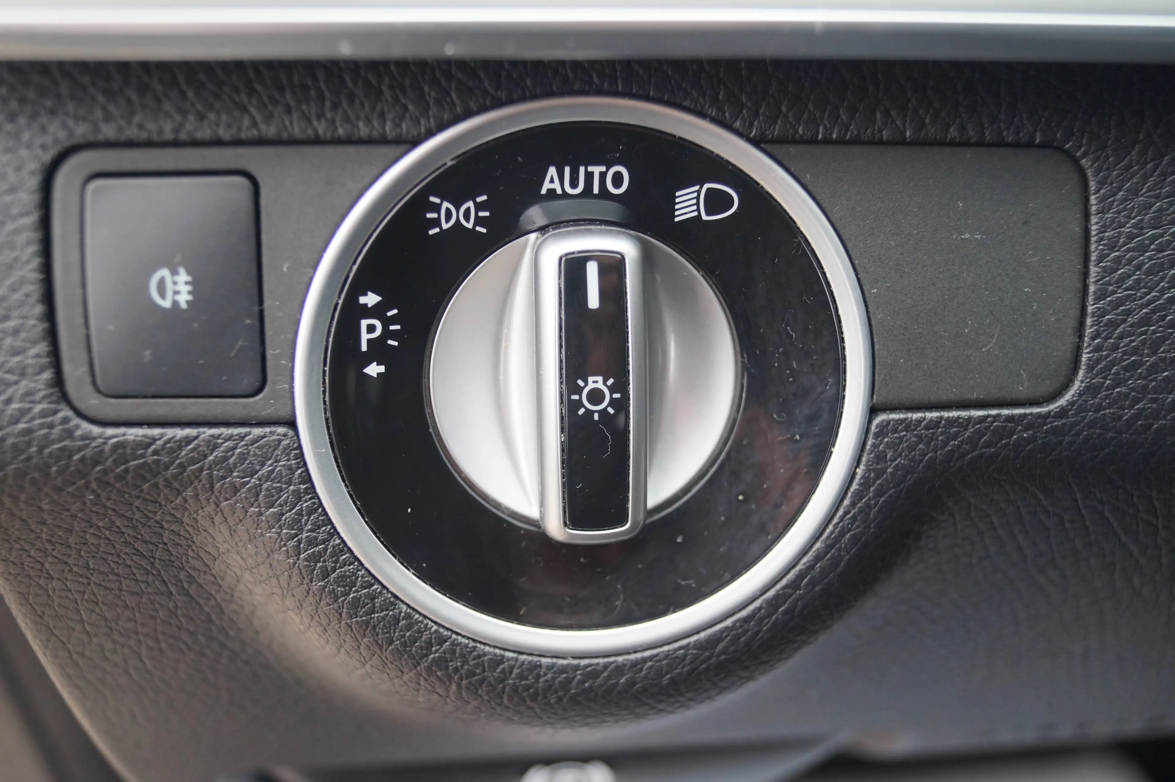Mercedes-Benz E 200 E 200 BlueTec 2.Hand*SHG*Navi*TÜV:NEU — photo 16
