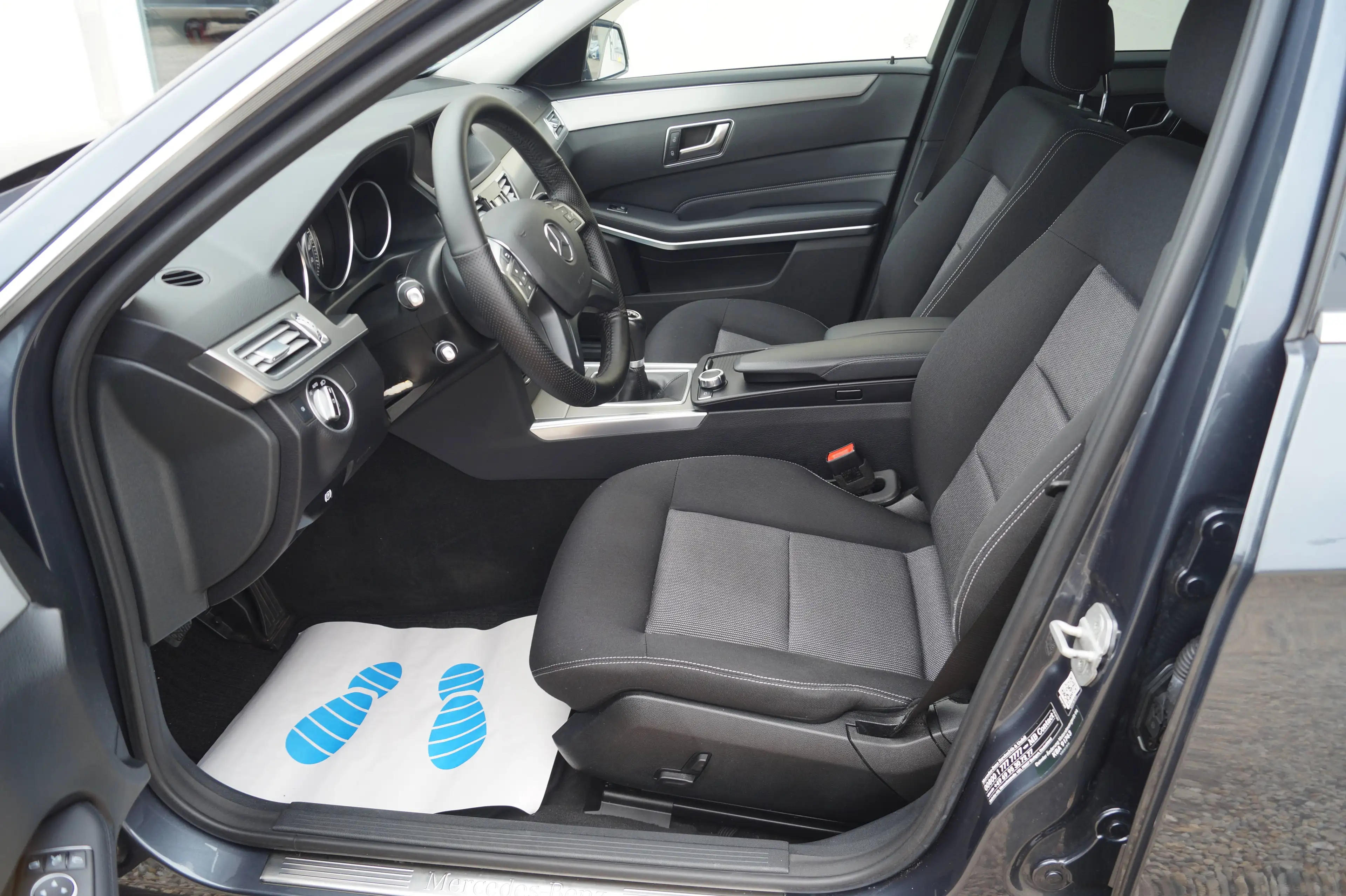 Mercedes-Benz E 200 E 200 BlueTec 2.Hand*SHG*Navi*TÜV:NEU — photo 14