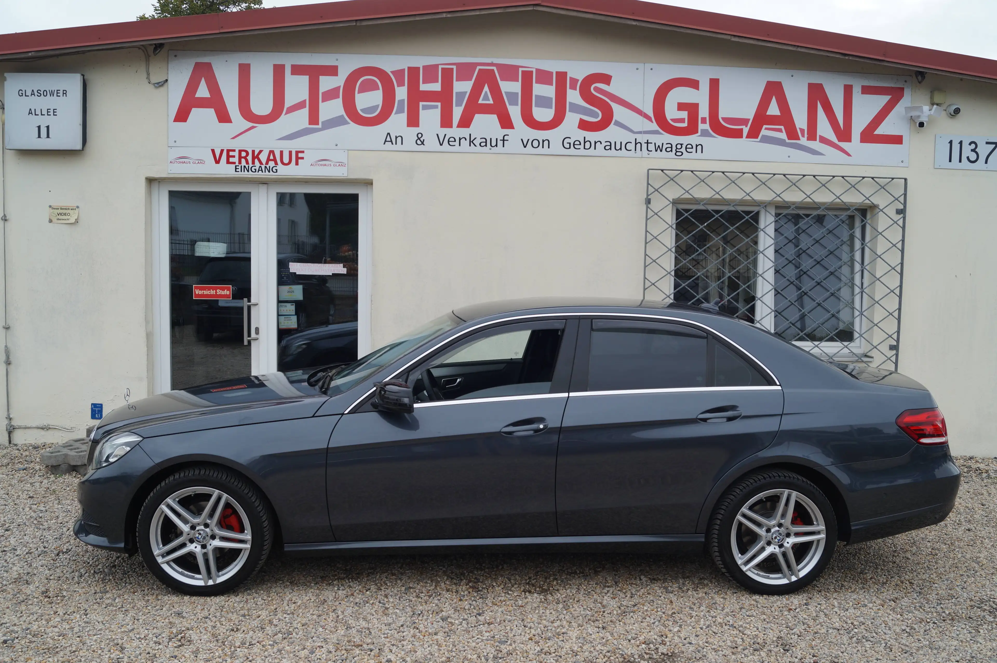 Mercedes-Benz E 200 E 200 BlueTec 2.Hand*SHG*Navi*TÜV:NEU — photo 2