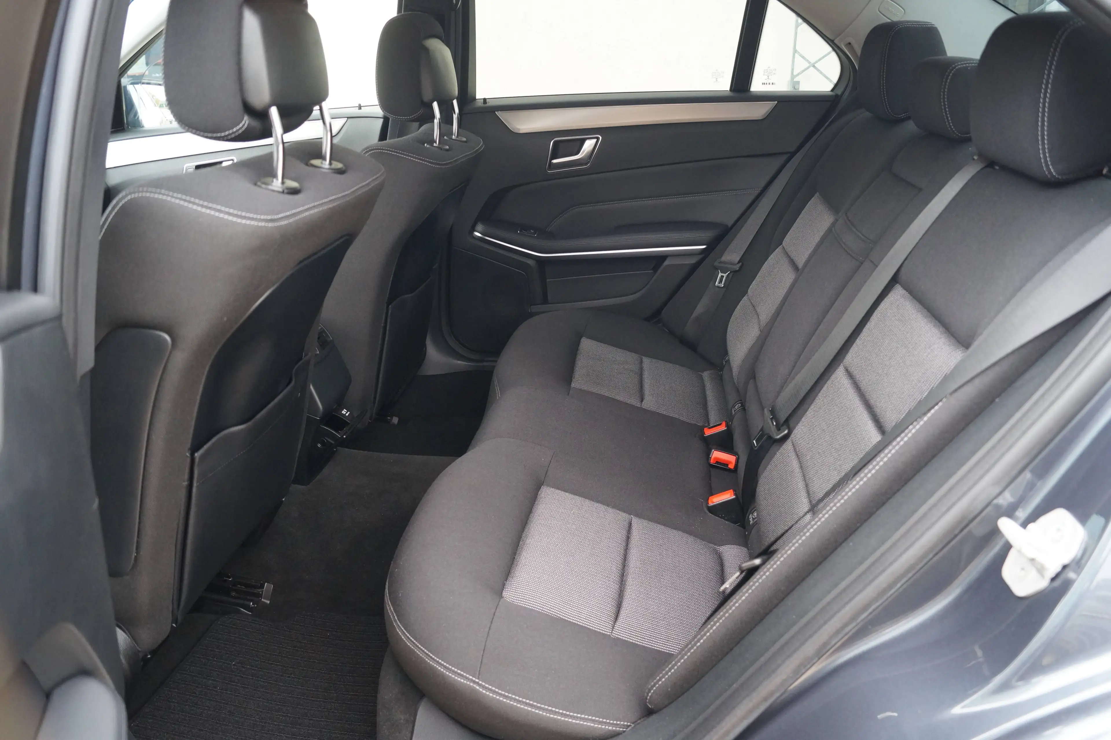 Mercedes-Benz E 200 E 200 BlueTec 2.Hand*SHG*Navi*TÜV:NEU — photo 19