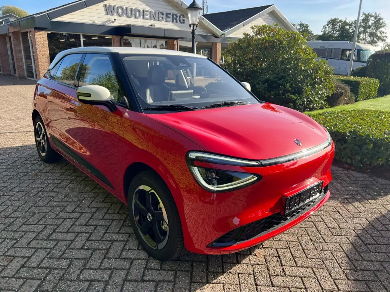 Dongfeng BOX