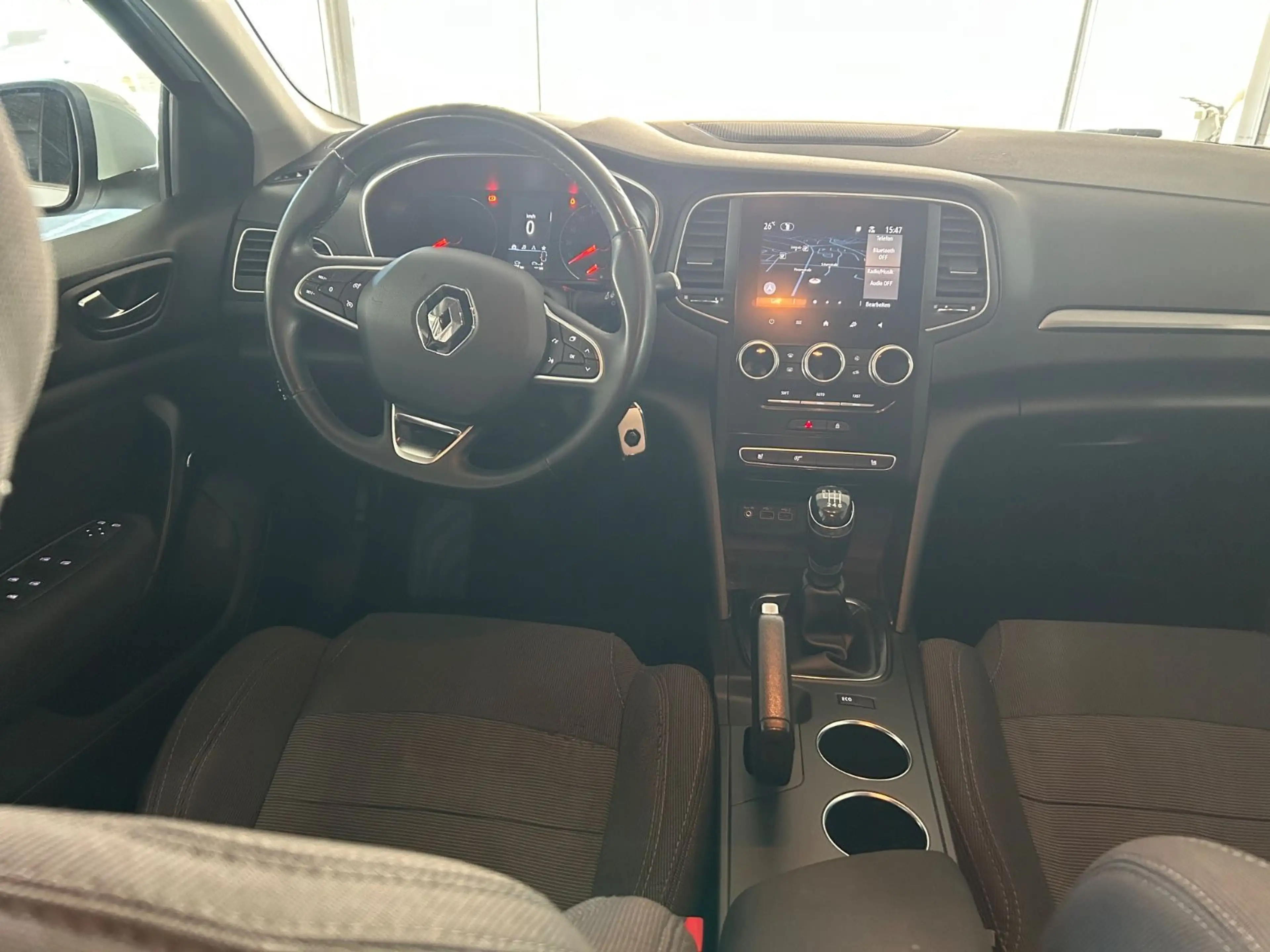 Renault Megane Grandtour 1,5 dci Navi PDC AHK — photo 9