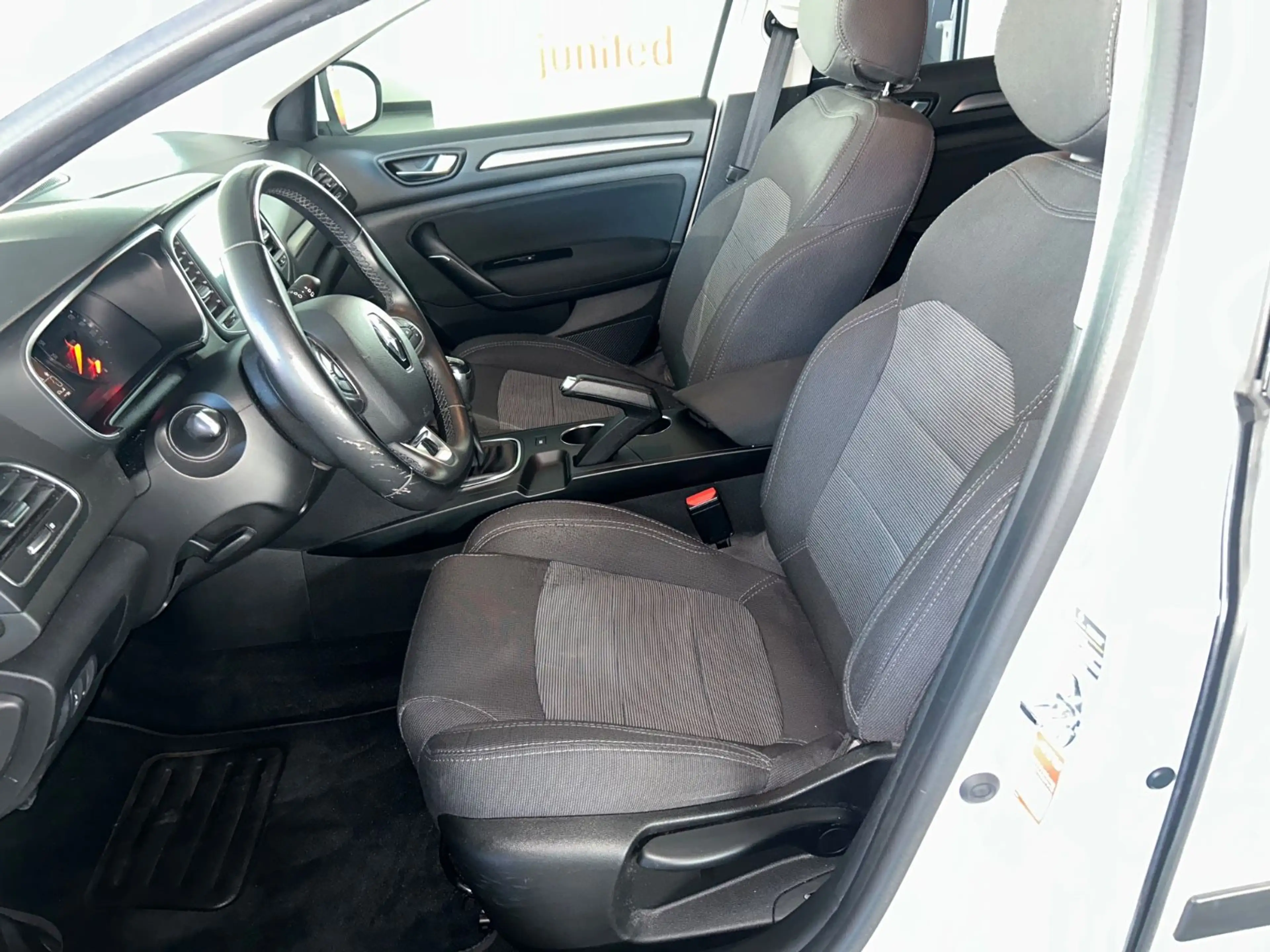 Renault Megane Grandtour 1,5 dci Navi PDC AHK — photo 8