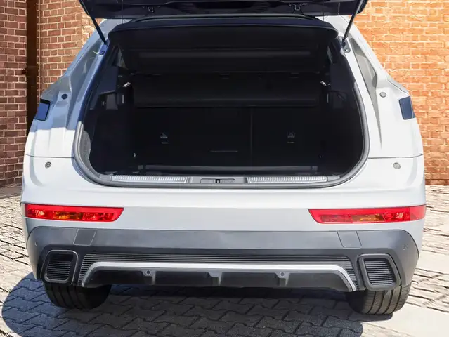 DS Automobiles DS 7 Crossback view 6