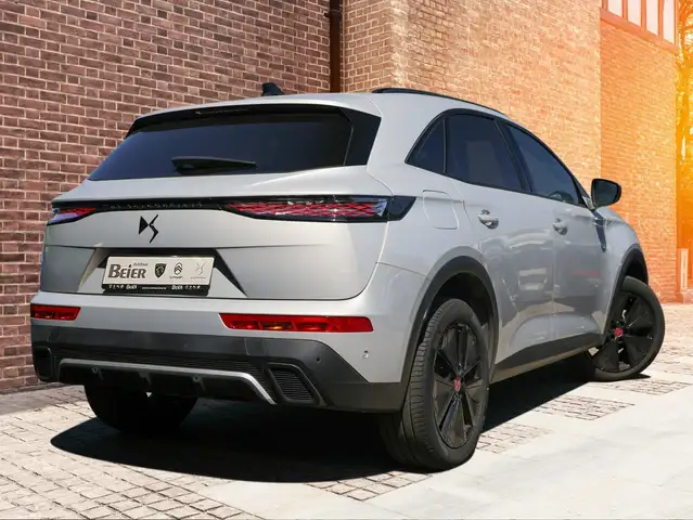 DS Automobiles DS 7 Crossback view 4