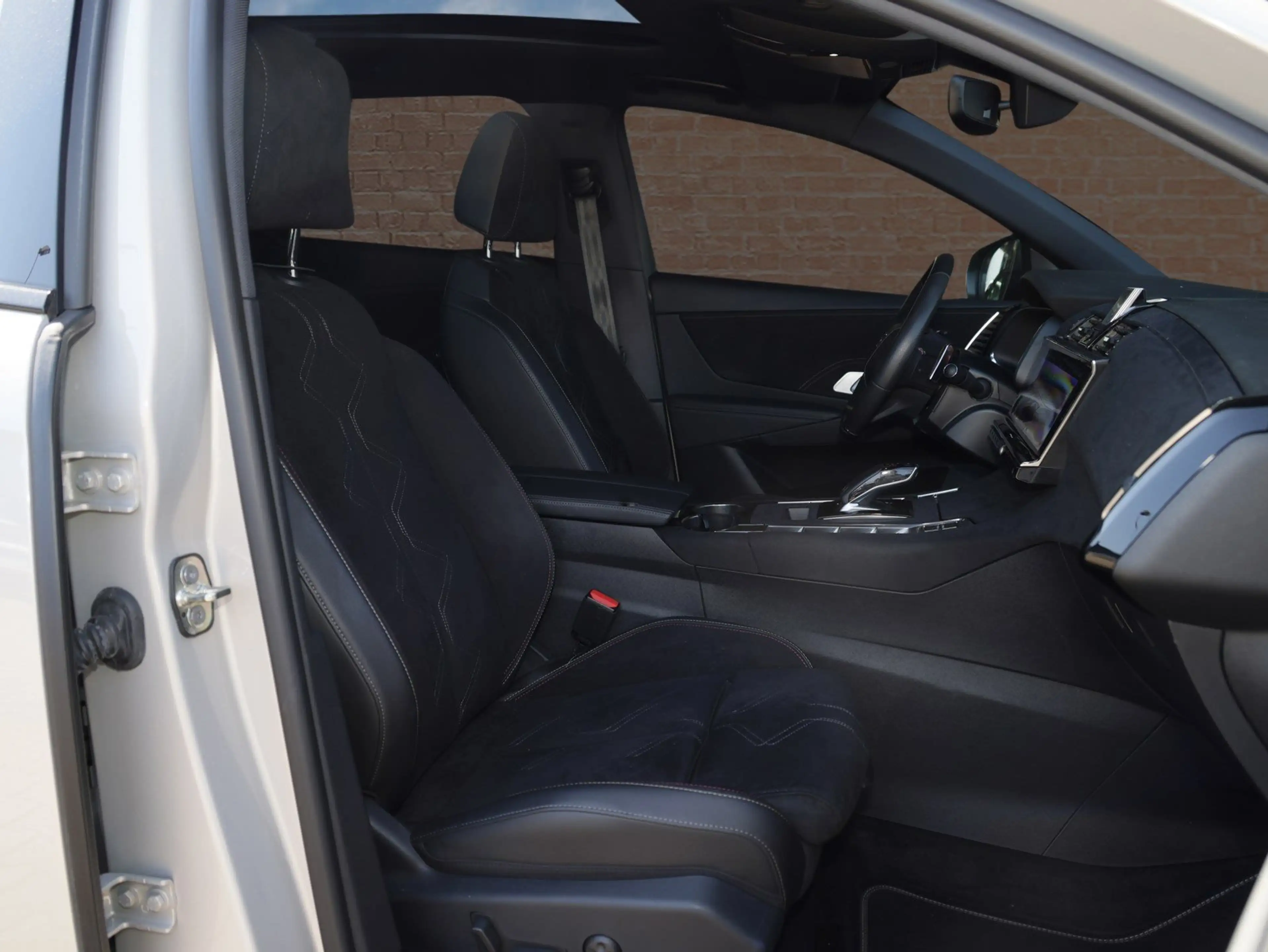 DS Automobiles DS 7 Crossback DS7 Crossback Performance Line — photo 11